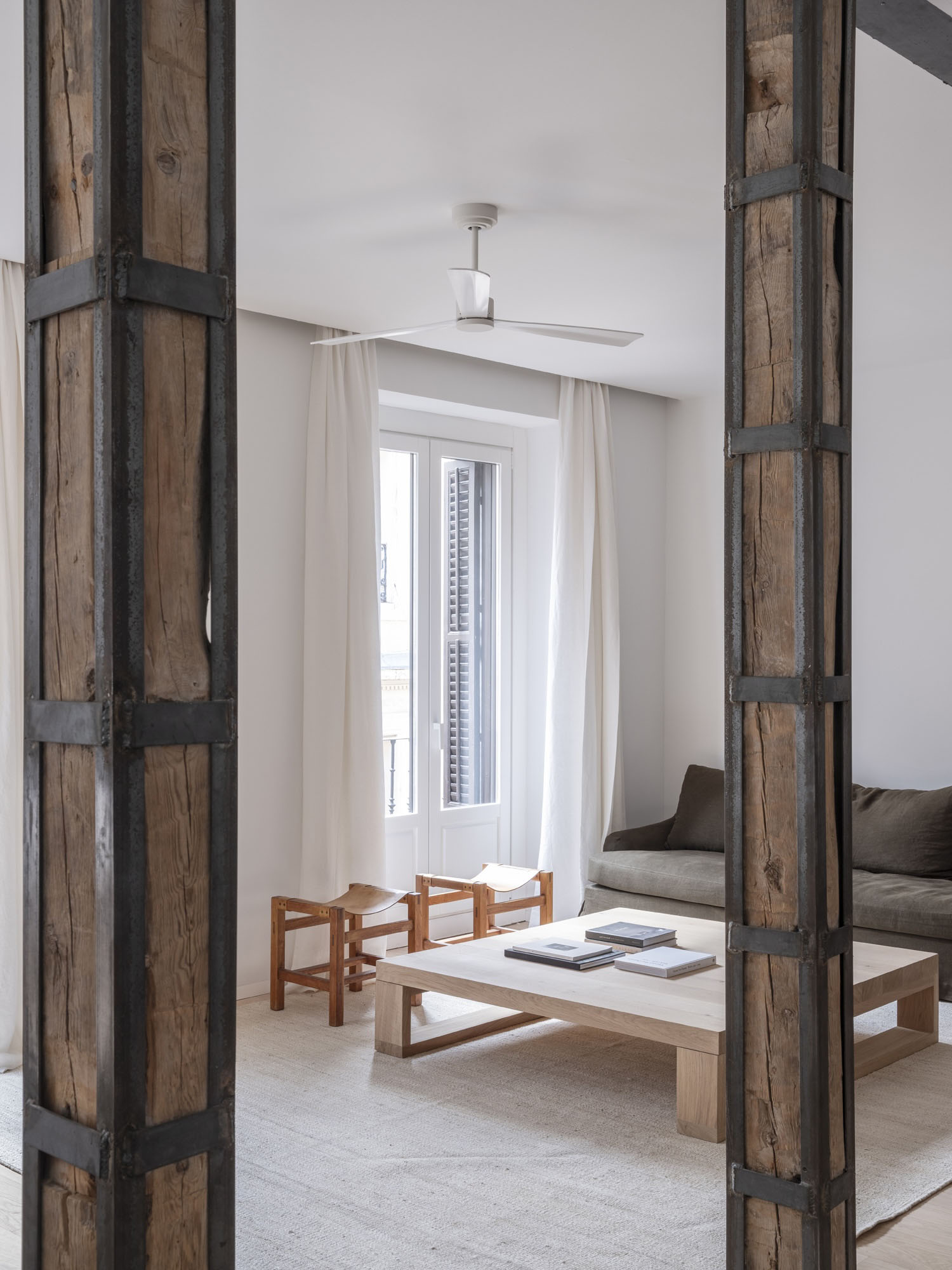 Donaire Milans Arquitectos,住宅设计,公寓设计案例,公寓设计方案,公寓改造,极简主义,极简风格,西班牙,马德里