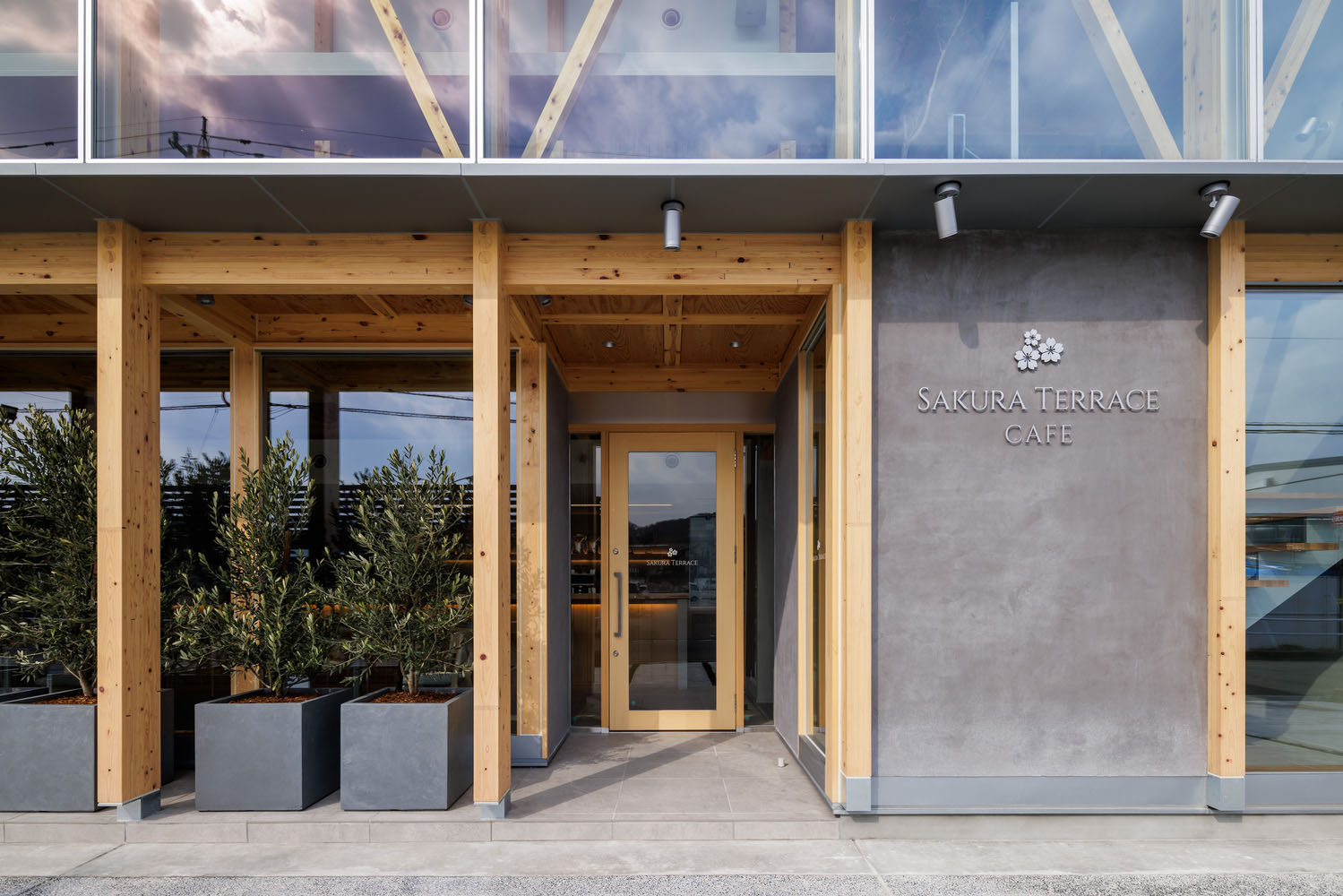 toit-design,咖啡厅设计案例,咖啡店设计,Kazuto Nishi Architects,日本咖啡厅,咖啡店设计案例,创意咖啡店,极简风格咖啡厅