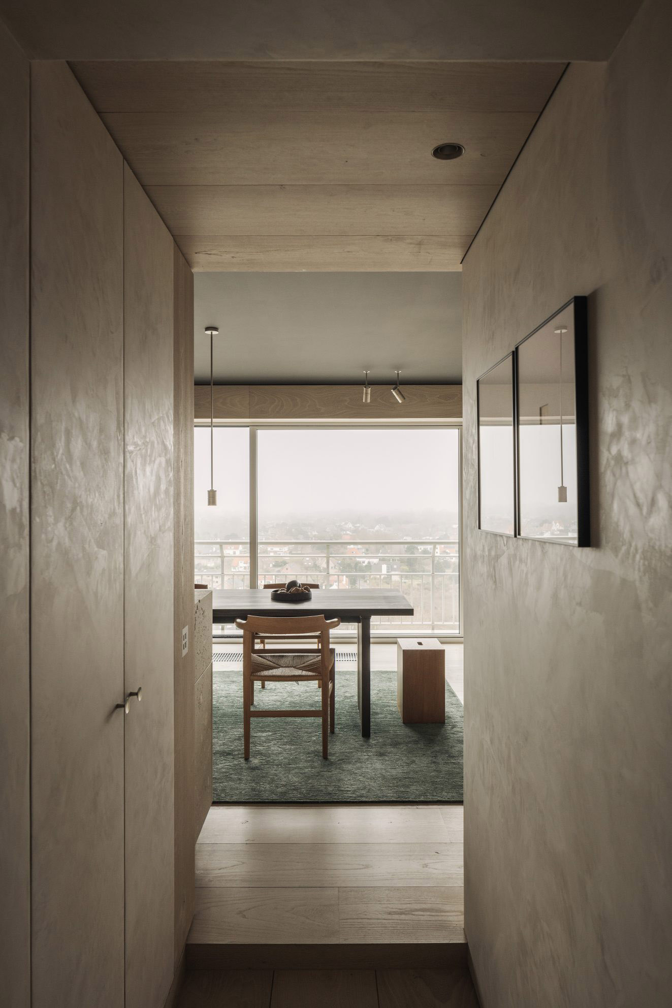 公寓设计,公寓改造,侘寂风格公寓,公寓设计案例,公寓设计方案,TJIP,极简主义,极简风格公寓,Wabi-Sabi,侘寂美学公寓,TJIP interior architecture,比利时