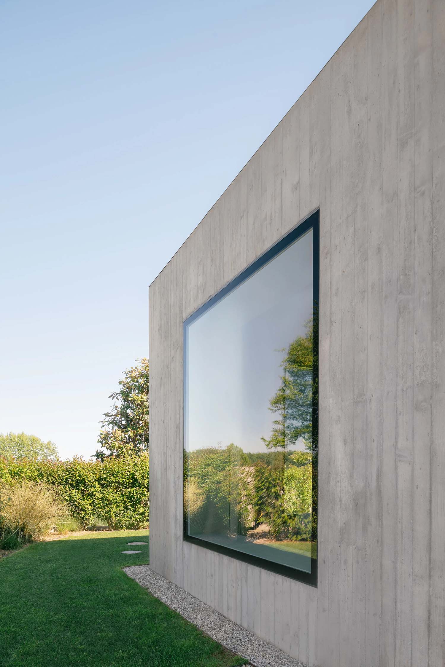 别墅设计,别墅设计案例,别墅设计方案,MIDE architetti,意大利,野兽派,乡村别墅