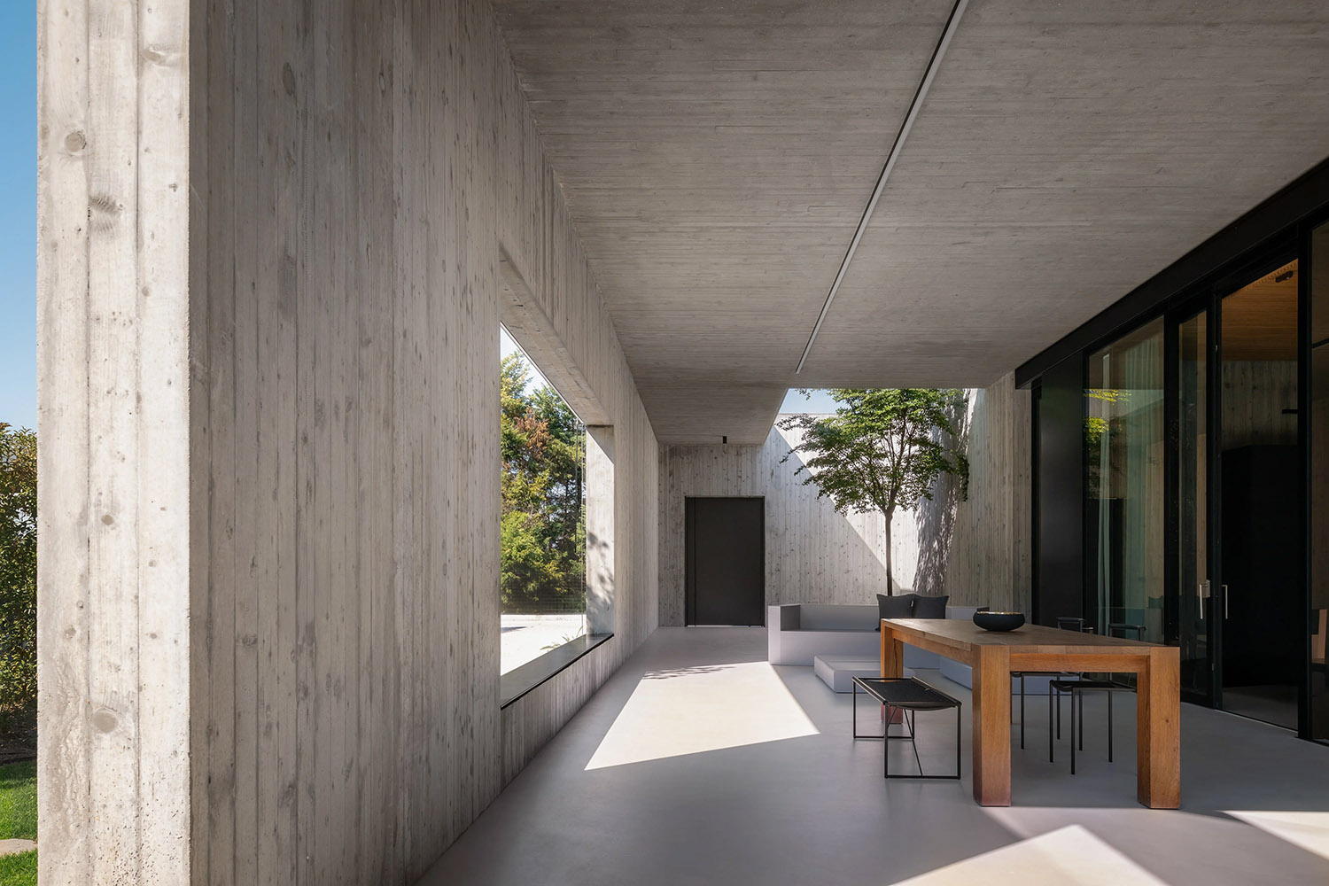 别墅设计,别墅设计案例,别墅设计方案,MIDE architetti,意大利,野兽派,乡村别墅