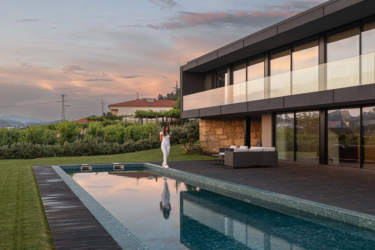 Ricardo Azevedo Arquitecto,住宅设计案例,别墅设计方案,别墅设计,山景别墅,葡萄牙