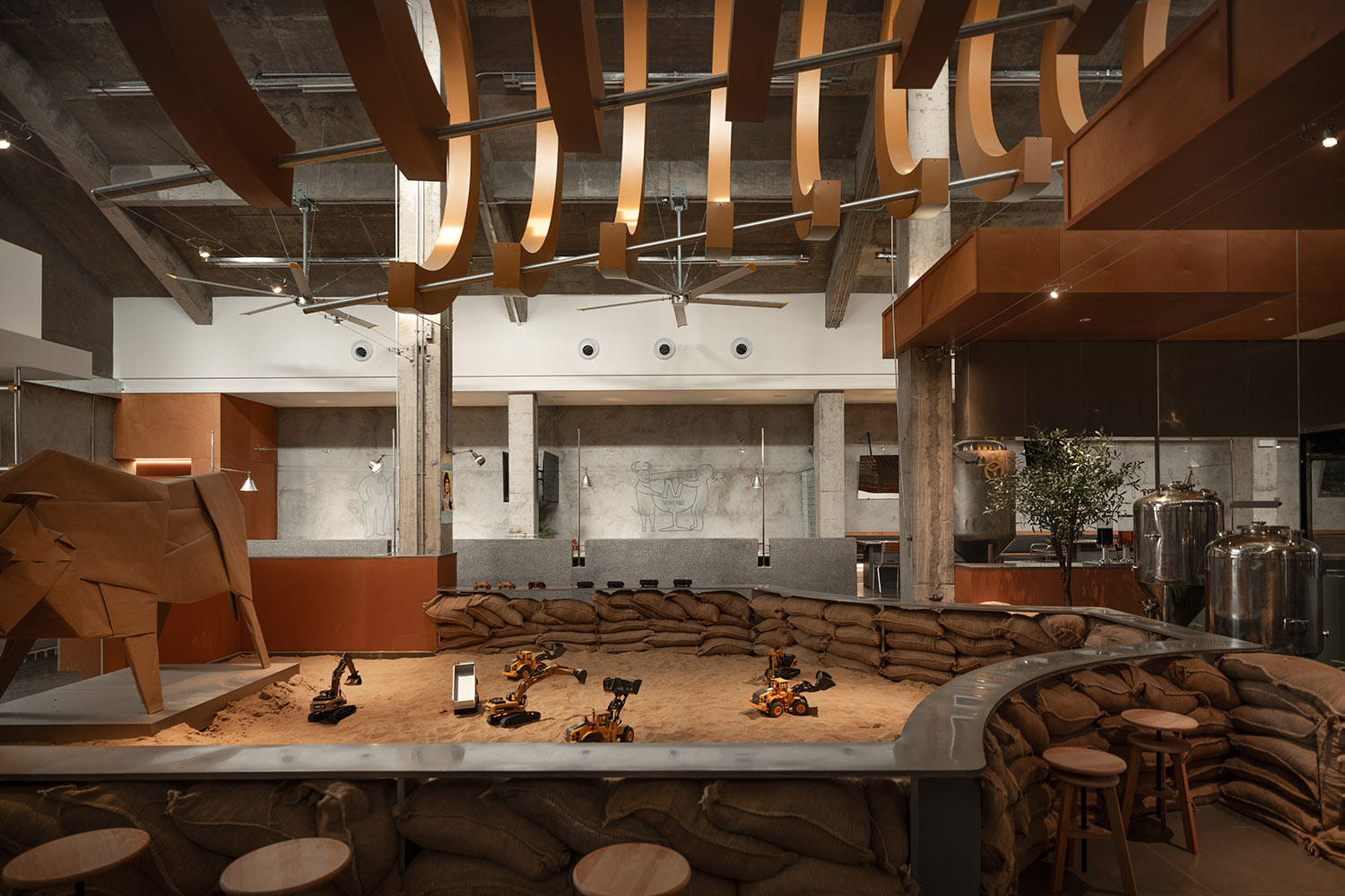 餐厅设计,休闲餐厅设计,开放式餐厅,工业风餐厅,餐厅设计案例,餐厅设计方案,烤肉餐厅设计,牛肉火锅餐厅,餐厅装修,苏州牛栏• NEW LAND,苏州,所乂设计