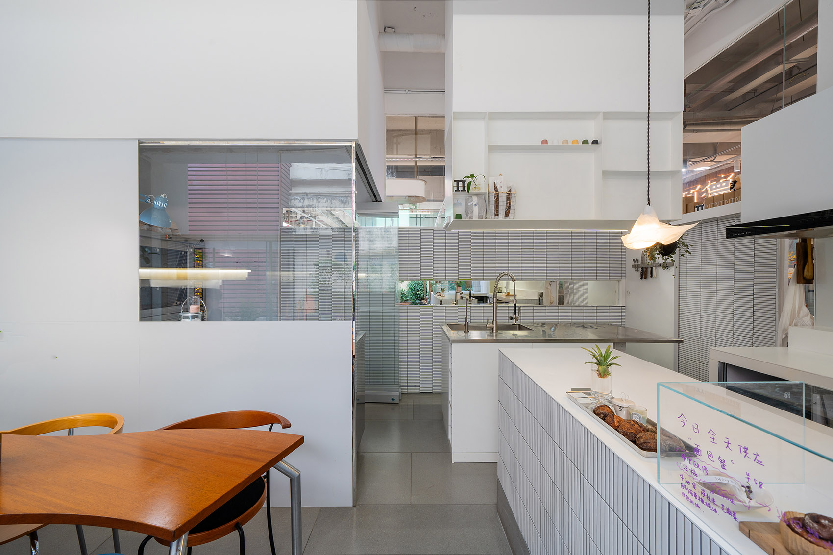 面包店设计,烘焙店设计,小面包店,街边面包店,面包店设计案例,面包店设计方案,面包店装修,广州swing by面包店,广州,氹边建筑工作室