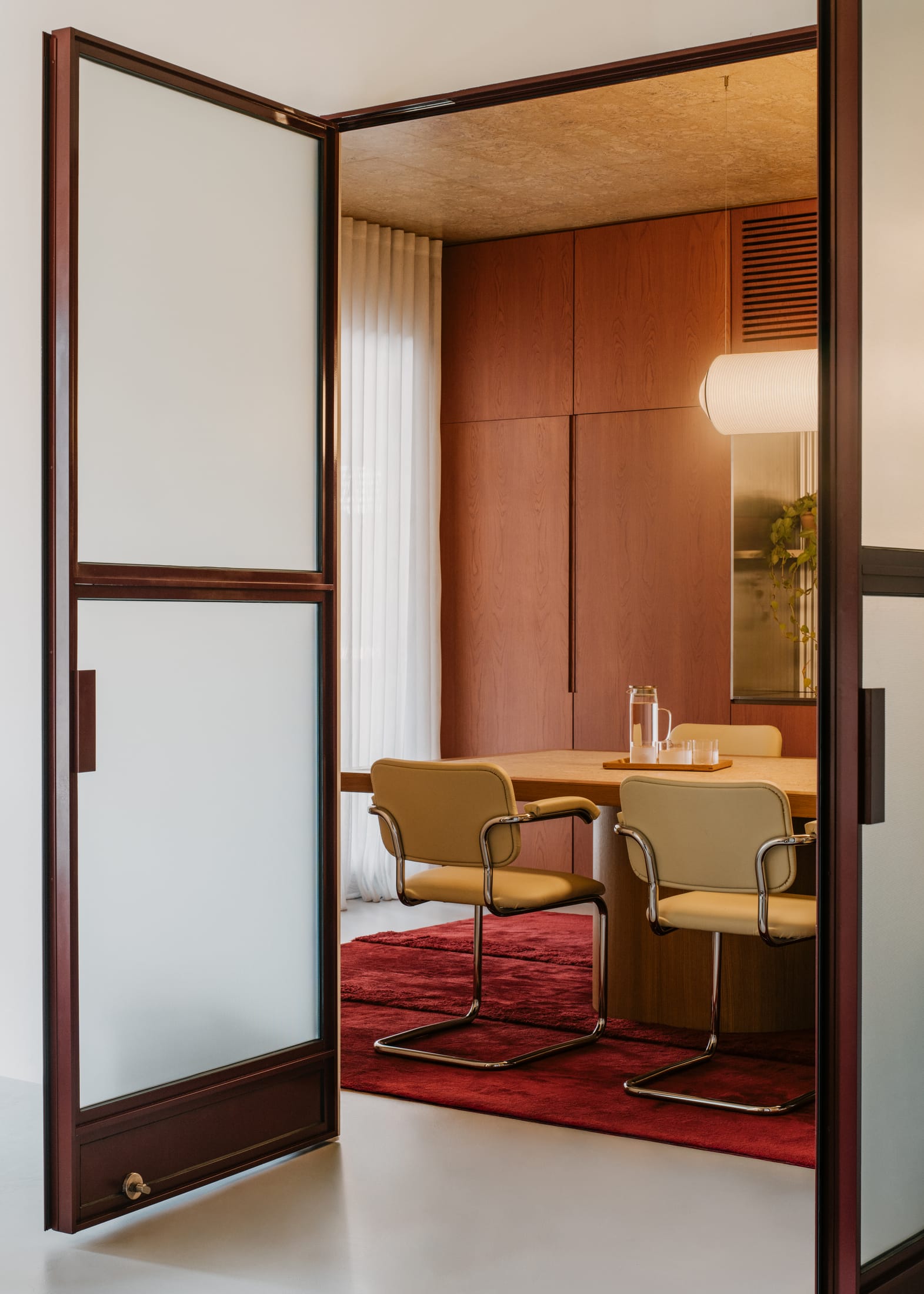 办公室设计,Nice Projects,办公室设计案例,办公室设计方案,The Lo & Behold Group,办公室改造,新加坡,建筑改造设计