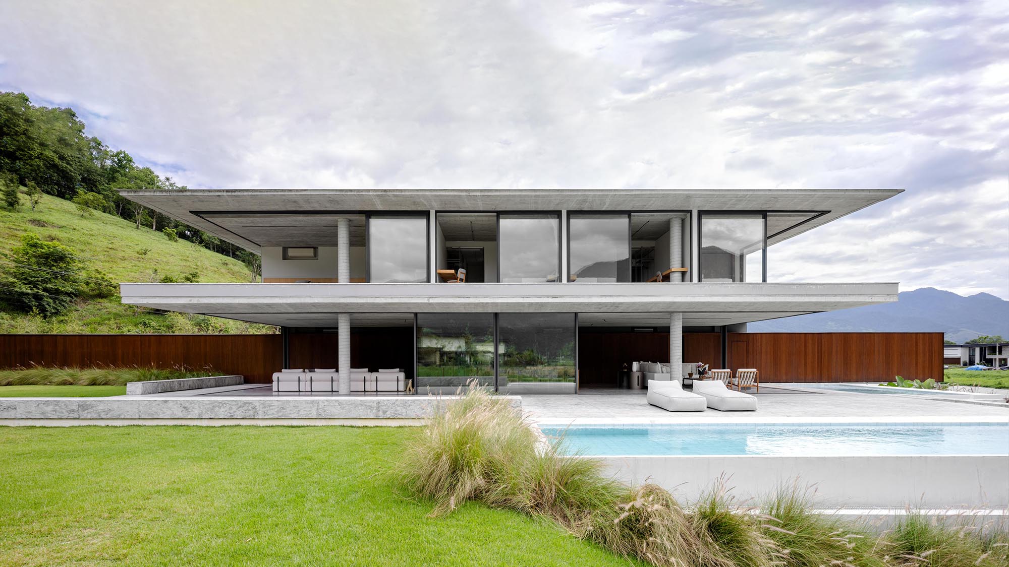 Gabriela Casagrande,别墅设计,开放式别墅设计,别墅设计案例,别墅装修,现代风格别墅设计,巴西,景观别墅