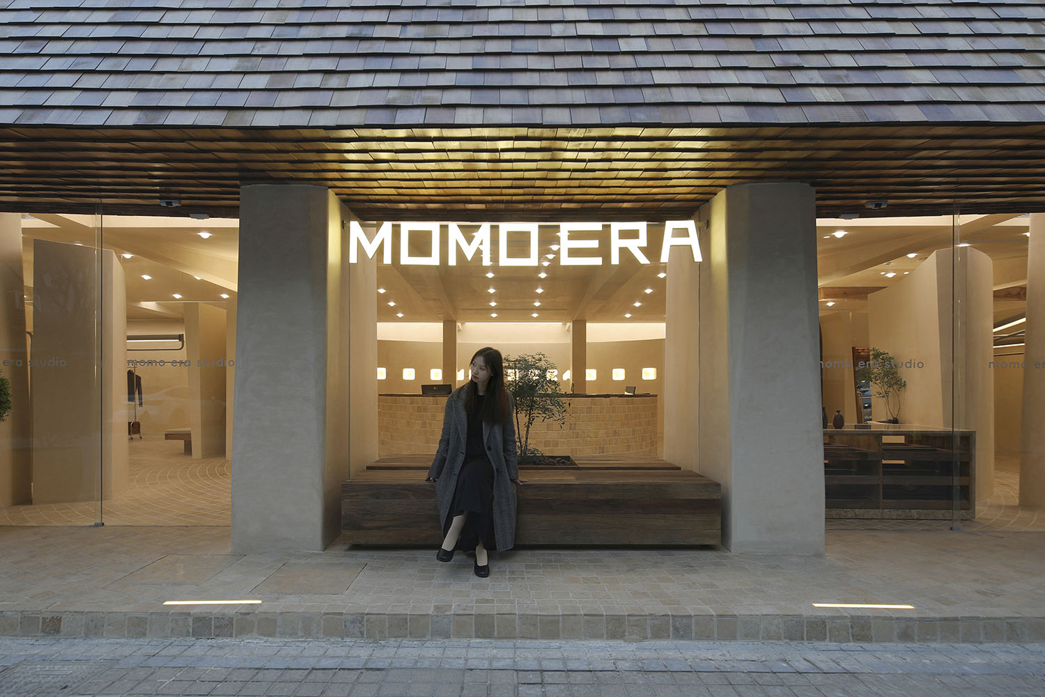 服装店设计,女装店设计,服装零售店,街边服装店设计,服装店设计案例,服装店设计方案,上海MOMO ERA STUDIO徐汇店,上海,多么工作室Atelierd’More