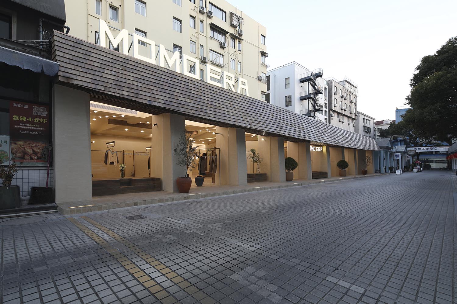 服装店设计,女装店设计,服装零售店,街边服装店设计,服装店设计案例,服装店设计方案,上海MOMO ERA STUDIO徐汇店,上海,多么工作室Atelierd’More