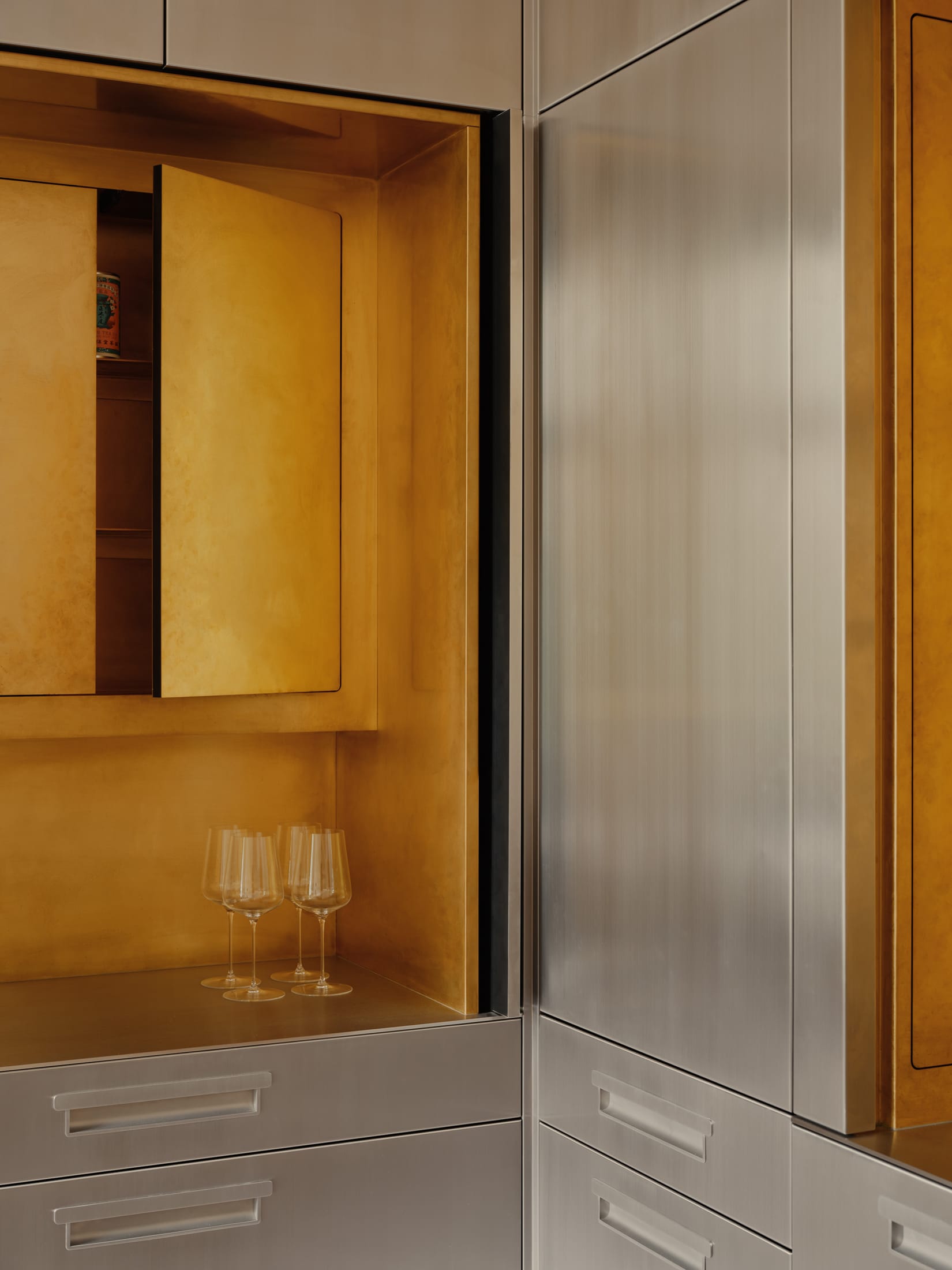 公寓设计,公寓设计案例,Studio Karhard,玻璃砖,极简主义,极简风格,柏林