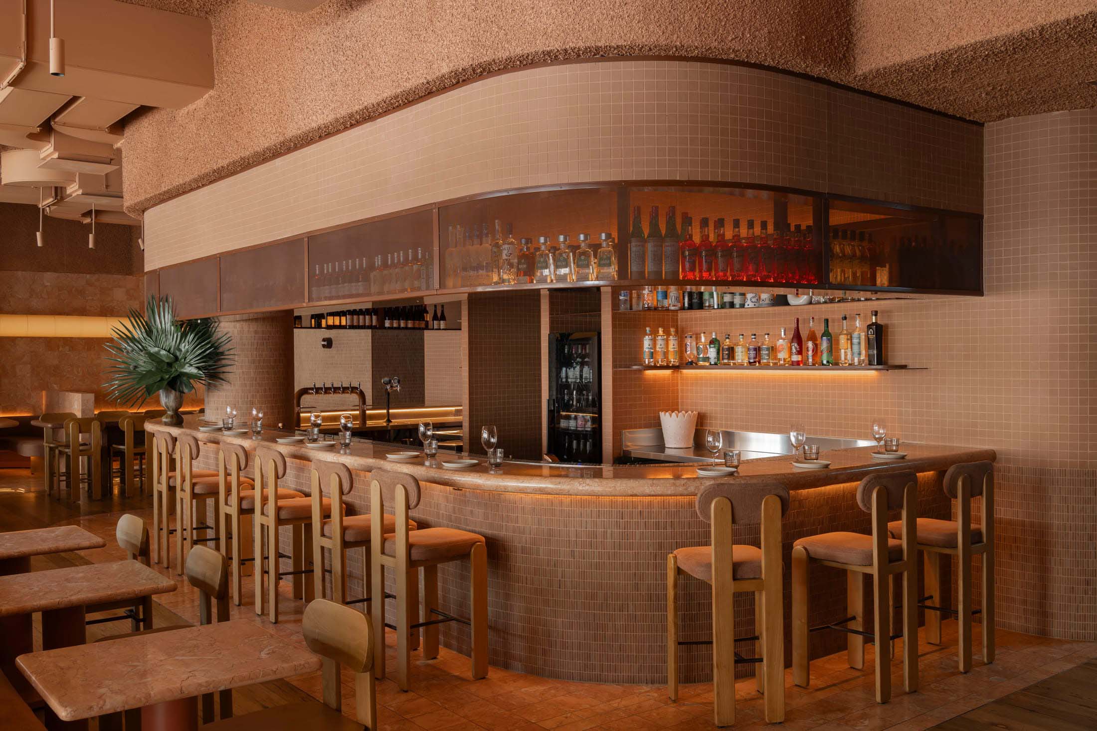 餐厅设计,餐酒吧设计,休闲餐厅设计,Studio Plenty,酒吧餐厅,餐厅设计案例,餐厅设计方案,澳大利亚,珀斯,Light Years Asian Diner