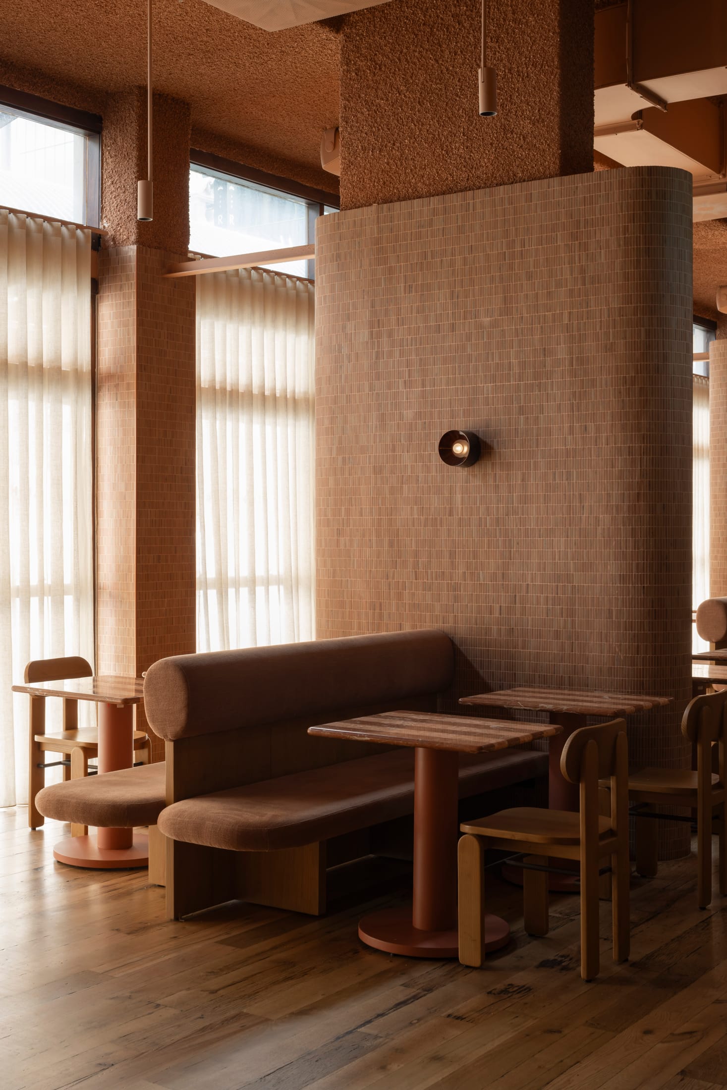 餐厅设计,餐酒吧设计,休闲餐厅设计,Studio Plenty,酒吧餐厅,餐厅设计案例,餐厅设计方案,澳大利亚,珀斯,Light Years Asian Diner