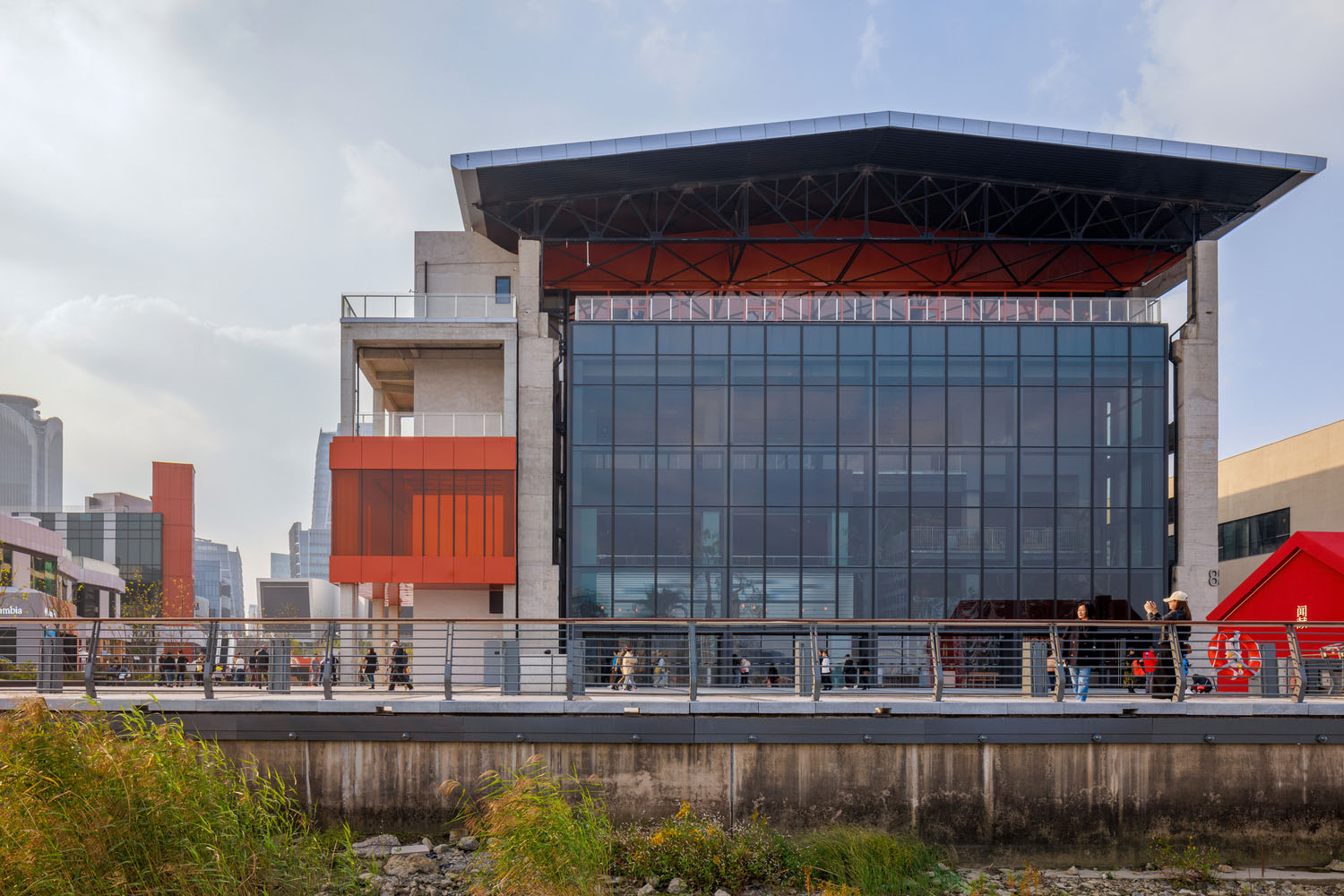 MVRDV,建筑改造,工业建筑改造,工厂改造,上海,GATE M 西岸梦中心,多功能空间,公共空间改造,西岸梦中心