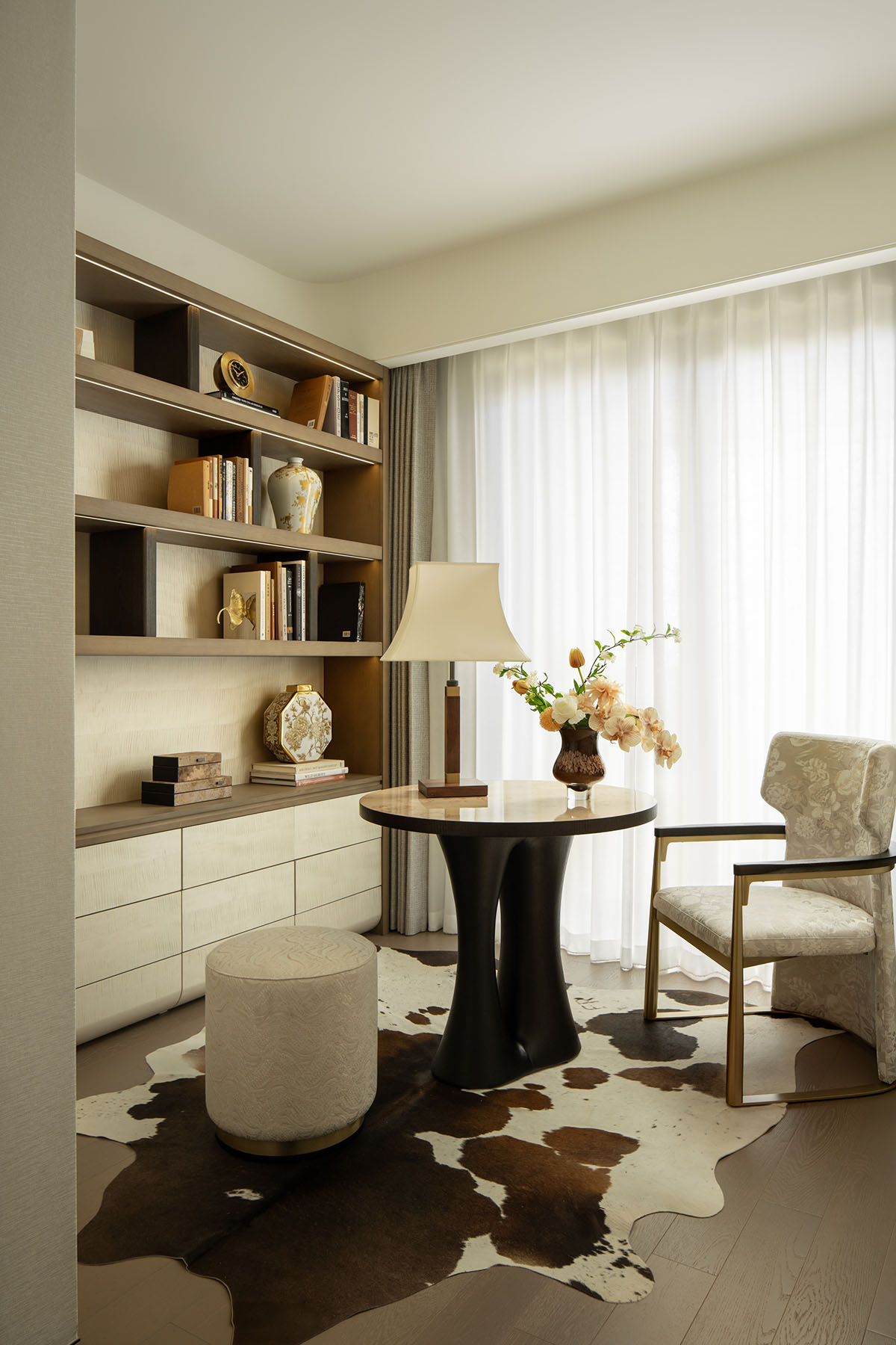 样板间设计,家装样板间,样板间设计案例,样板间设计方案,现代风格样板间设计,轻奢样板间,120㎡,143㎡,上海越秀和樾府：苏河之源的艺境栖居,上海,CCD郑中设计