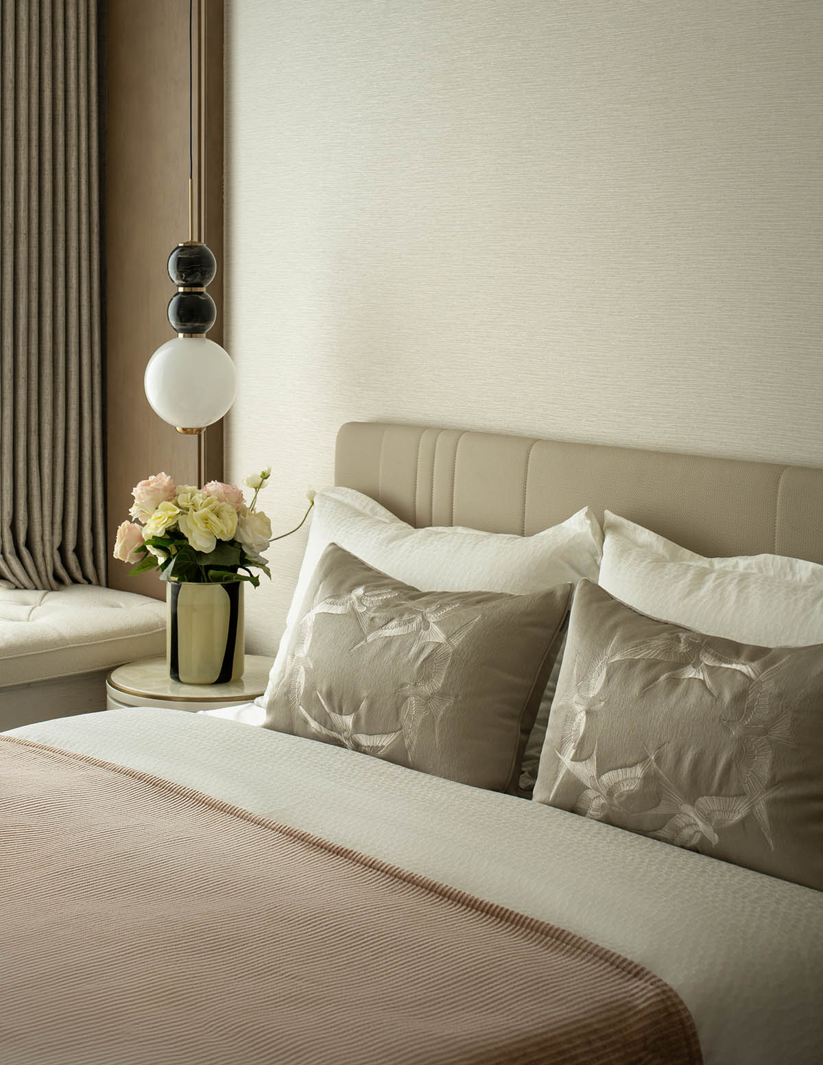 样板间设计,家装样板间,样板间设计案例,样板间设计方案,现代风格样板间设计,轻奢样板间,120㎡,143㎡,上海越秀和樾府：苏河之源的艺境栖居,上海,CCD郑中设计