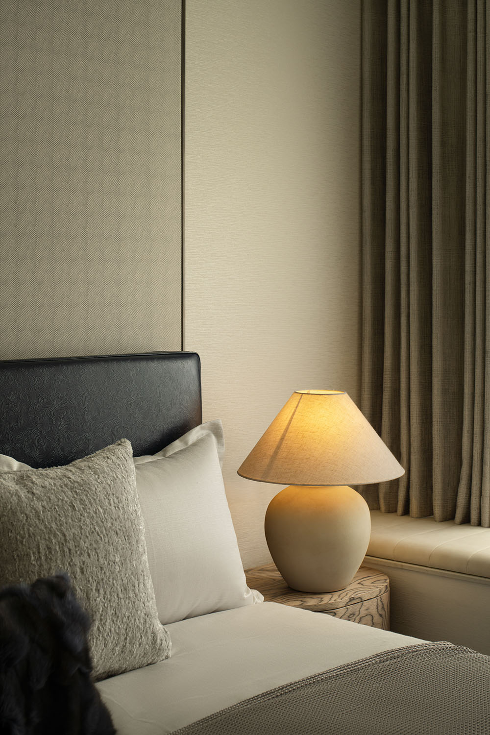 样板间设计,家装样板间,样板间设计案例,样板间设计方案,现代风格样板间设计,轻奢样板间,120㎡,143㎡,上海越秀和樾府：苏河之源的艺境栖居,上海,CCD郑中设计