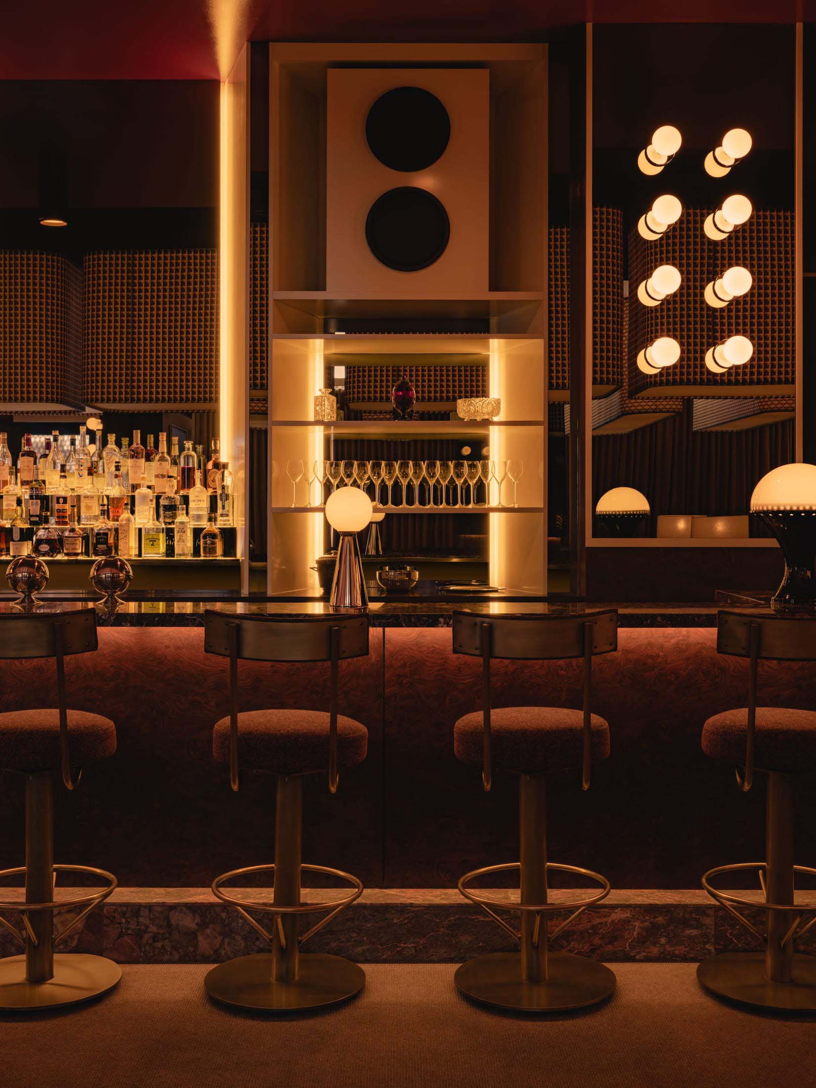 餐厅设计,餐酒吧设计,休闲餐厅设计,Ste Marie,酒吧餐厅,餐厅设计案例,餐厅设计方案,加拿大,咖啡厅设计,休闲酒吧餐厅