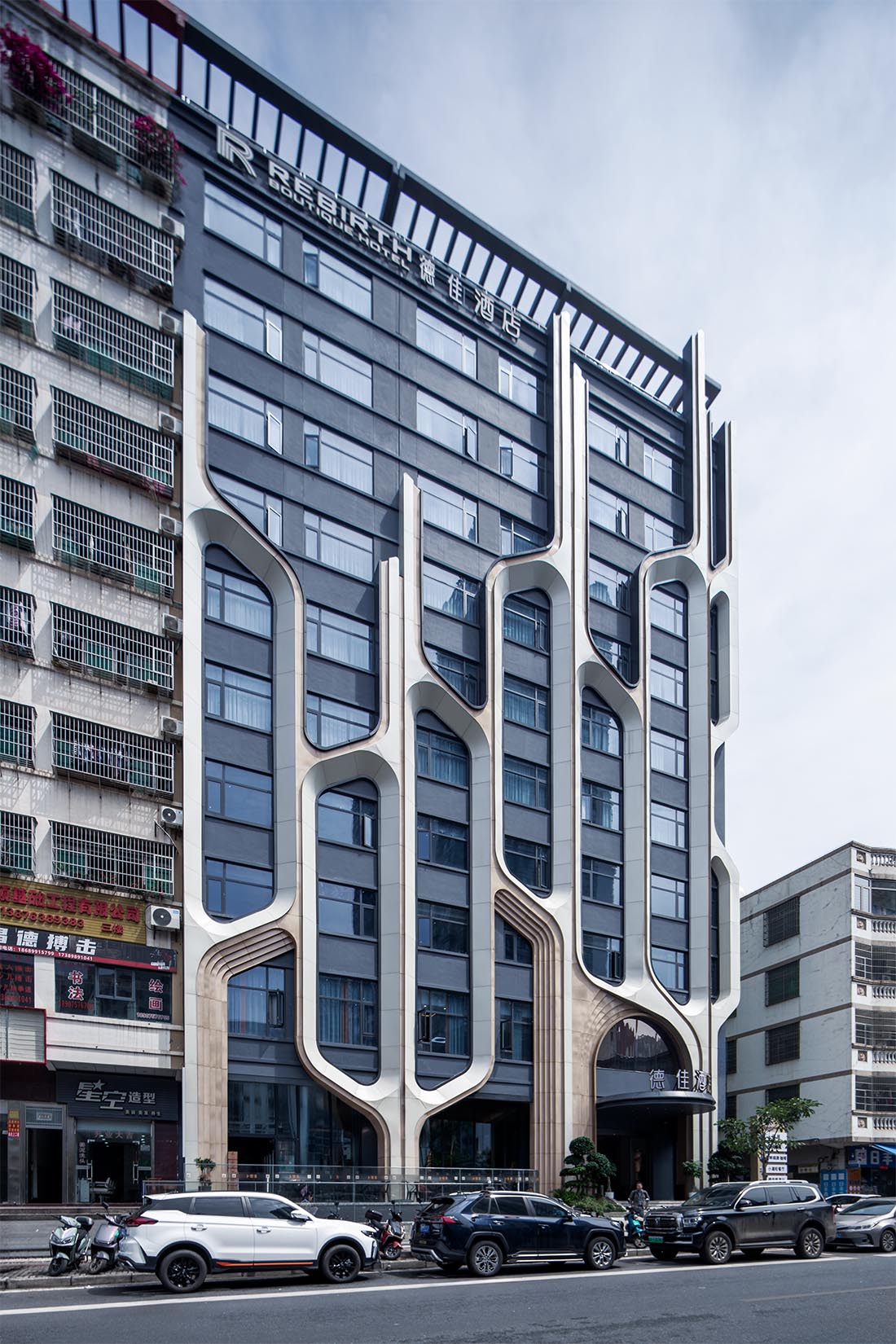 外立面改造,建筑外立面改造,酒店外立面改造,酒店外立面设计,建筑改造,海口德佳酒店立面改造,海口,源合万相建筑设计