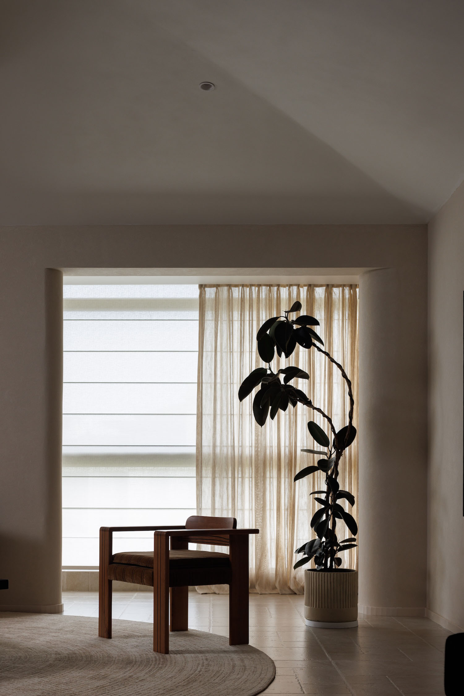 OneHouse Design Studio,大平层设计,大平层设计案例,大平层装修,极简风格大平层设计,成都,极简主义