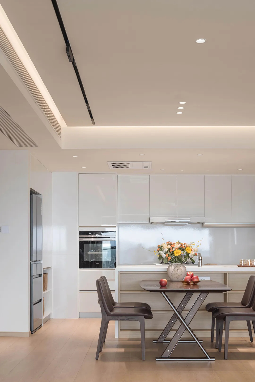 164㎡大平层,164㎡,住宅设计,原木风住宅,现代风格家装设计,大平层,大平层设计,大平层设计案例,大平层设计方案,广州大平层-木与光的二重奏,广州,隐之设计