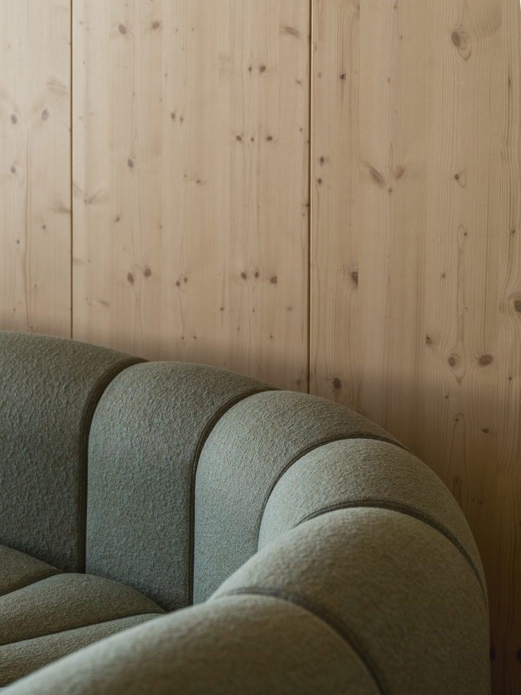 体验中心设计,体验中心设计案例,展厅设计方案,瑞典,汽车展厅,哥德堡,办公室设计,建筑设计