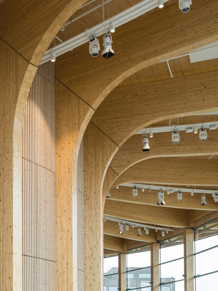 体验中心设计,体验中心设计案例,展厅设计方案,瑞典,汽车展厅,哥德堡,办公室设计,建筑设计