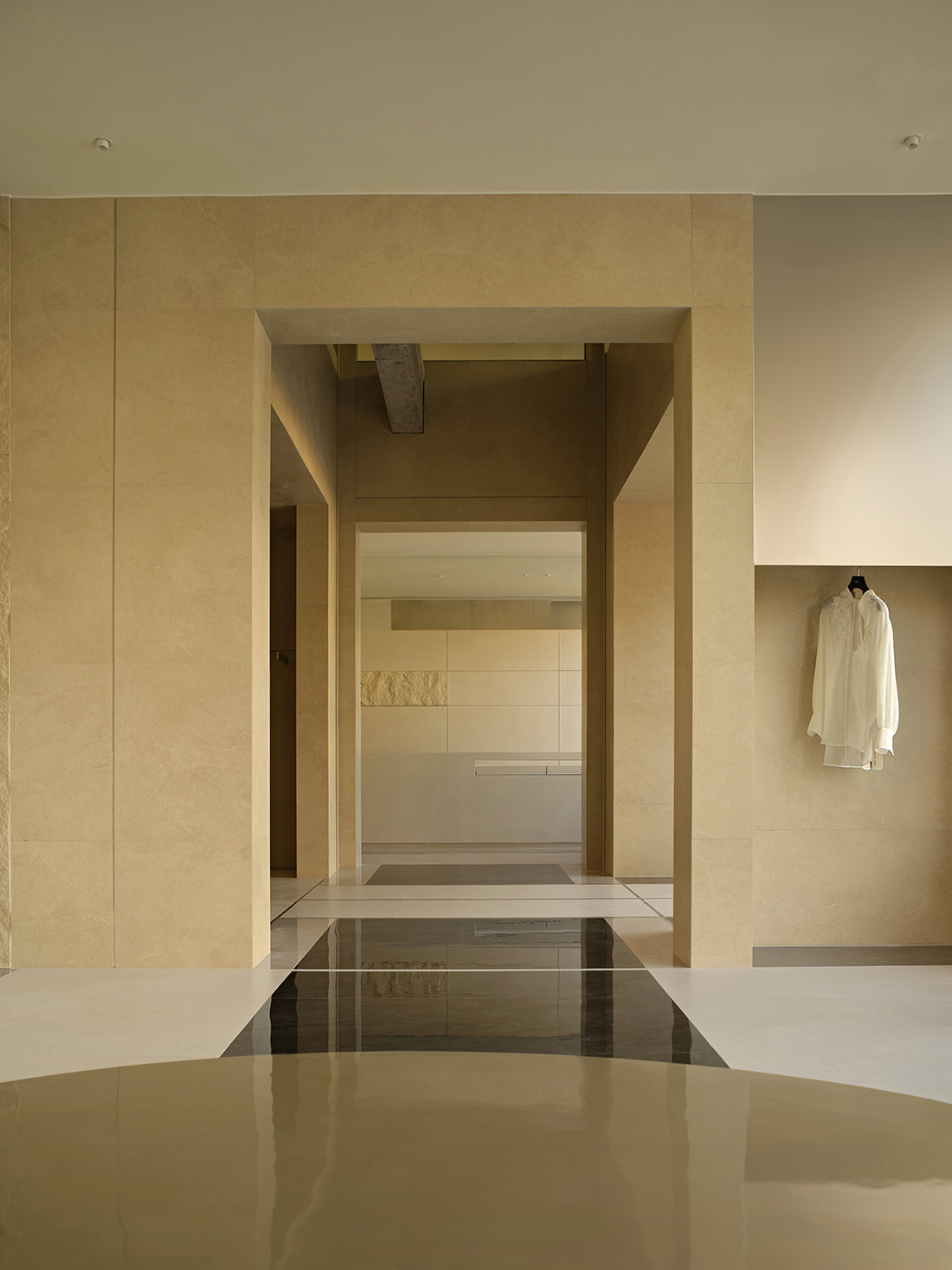 买手店设计,零售店设计,服装买手店,服装店设计,时装买手店,服装零售店,服装店设计方案,服装店设计案例,YOMI买手店·场景的多样化构建,浙江金华,止向设计