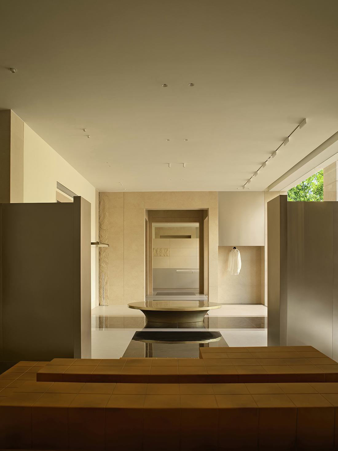 买手店设计,零售店设计,服装买手店,服装店设计,时装买手店,服装零售店,服装店设计方案,服装店设计案例,YOMI买手店·场景的多样化构建,浙江金华,止向设计