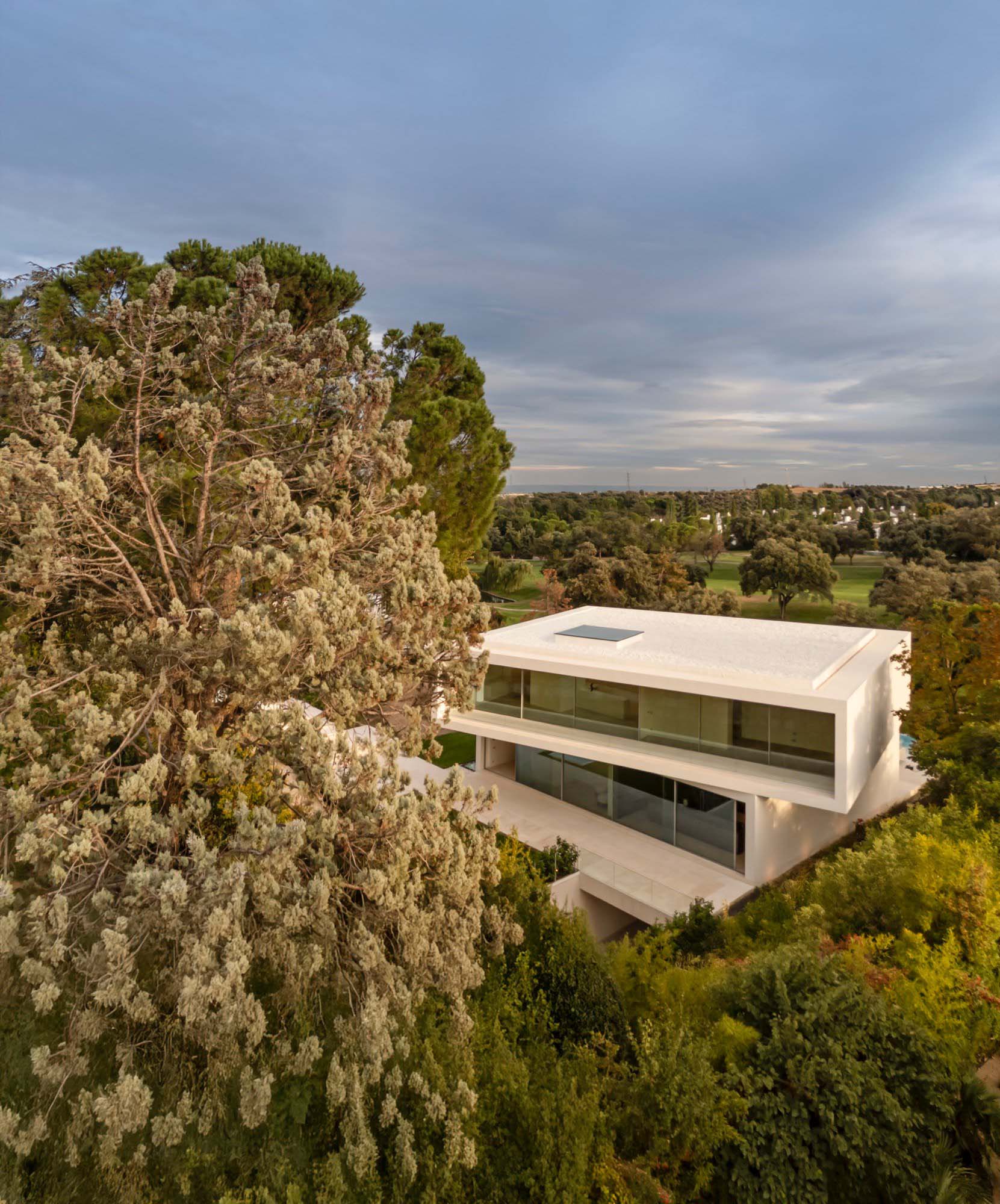 Fran Silvestre Arquitectos,别墅设计,别墅设计案例,别墅装修,极简风格别墅设计,西班牙,马德里,极简主义