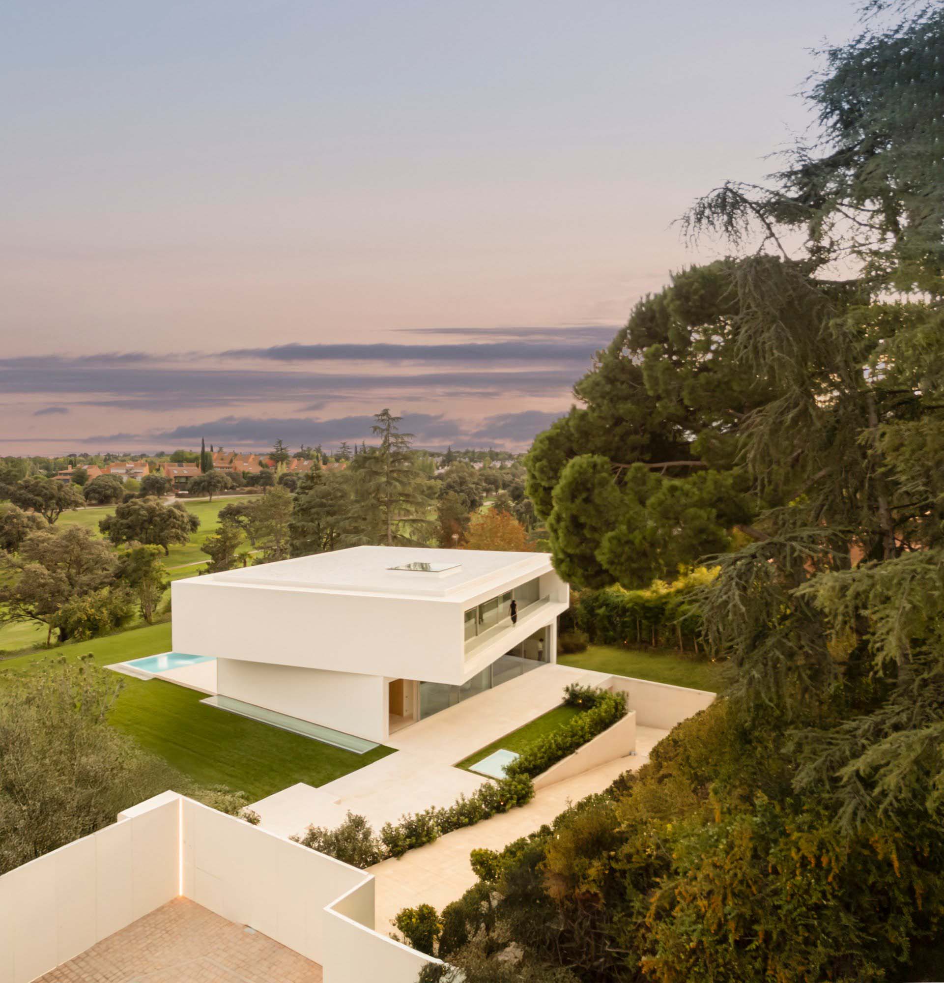 Fran Silvestre Arquitectos,别墅设计,别墅设计案例,别墅装修,极简风格别墅设计,西班牙,马德里,极简主义
