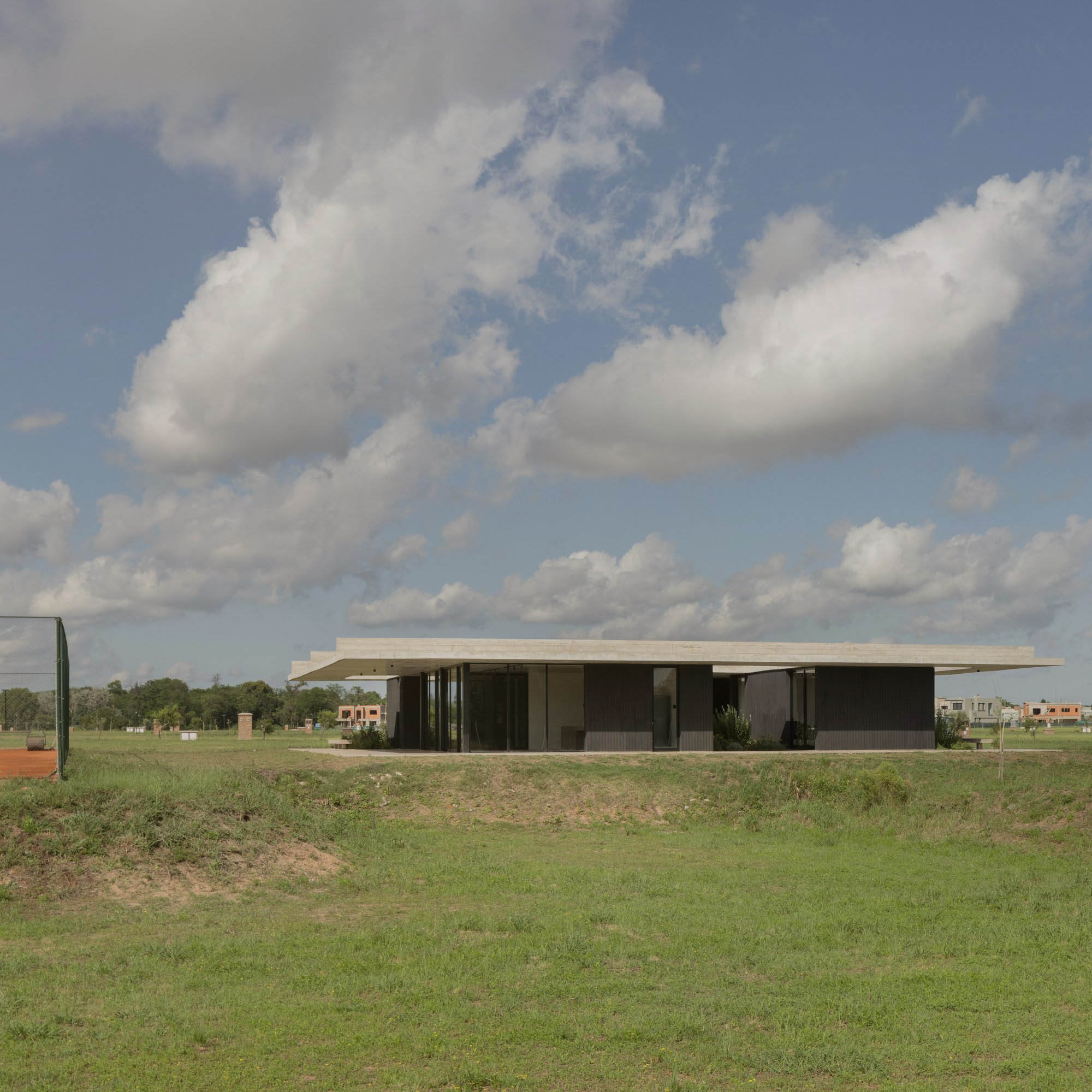 VDV ARQ,别墅设计,别墅设计案例,别墅装修,极简风格别墅设计,阿根廷,极简主义,清水混凝土