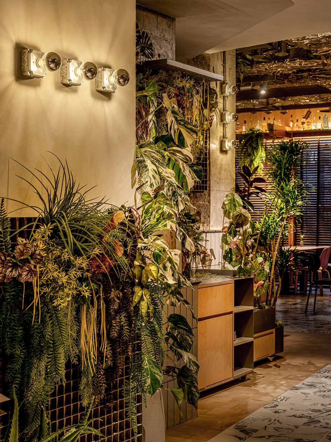 餐厅设计,森系自然风格餐厅,休闲餐厅设计,餐厅装修,餐厅设计案例,餐厅设计方案,沈阳OPEN O2光合作用餐厅,沈阳,甲板设计,霍二东