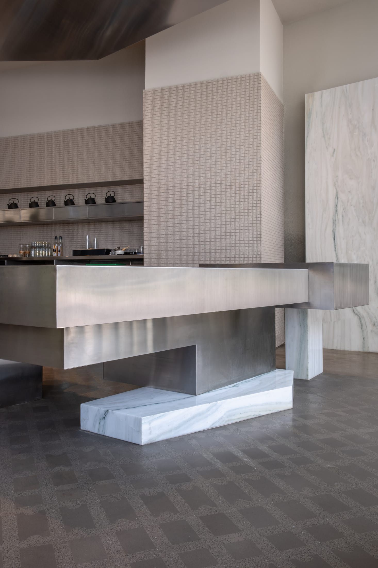 Studio Dua Abukhalaf,咖啡厅设计案例,咖啡店设计,迪拜,Como Lounge Café,咖啡厅设计,极简风格咖啡店设计案例,创意咖啡店