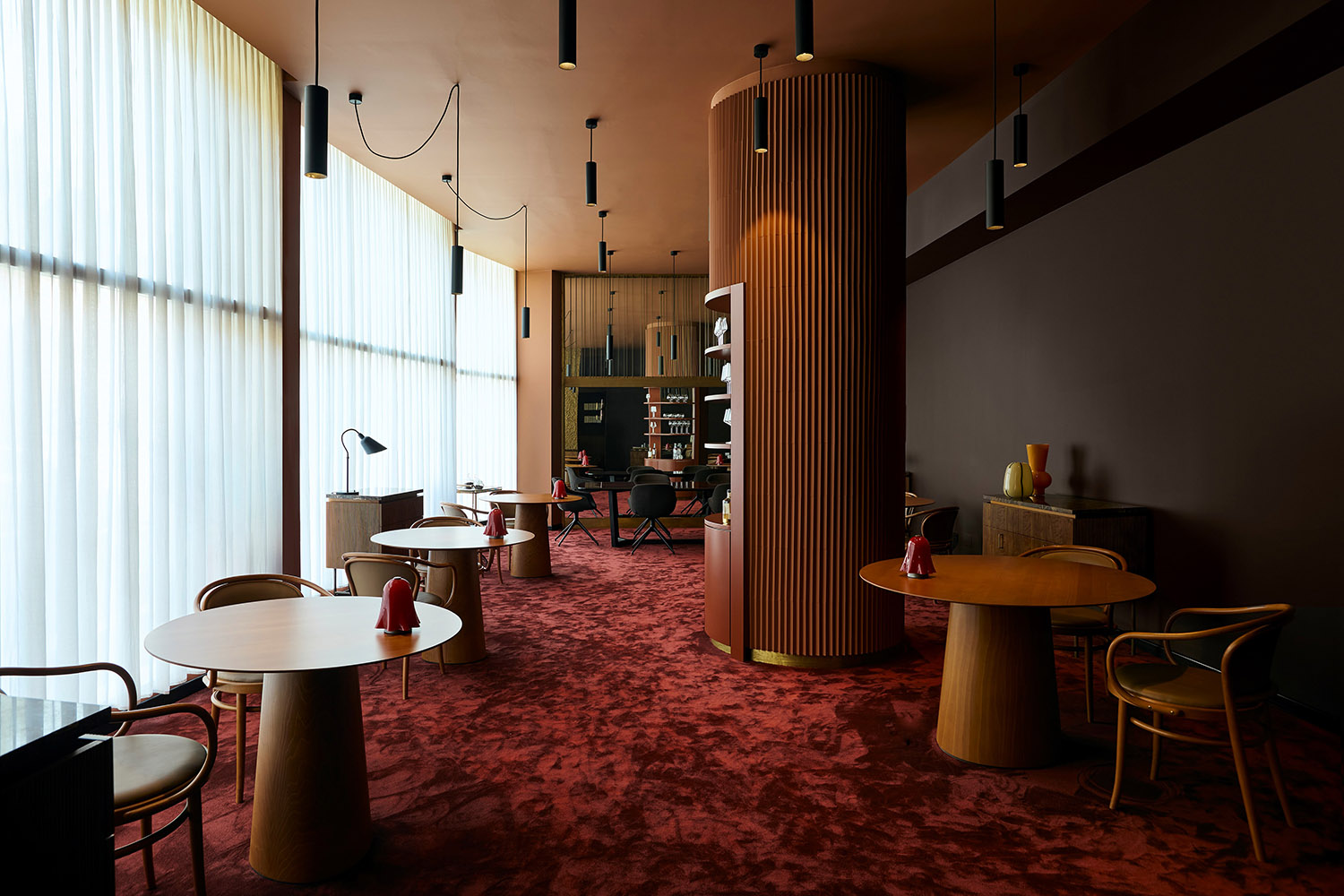 餐厅设计,餐酒吧设计,休闲餐厅设计,KICK.OFFICE,酒吧餐厅,餐厅设计案例,餐厅设计方案,意大利,米兰,休闲酒吧餐厅