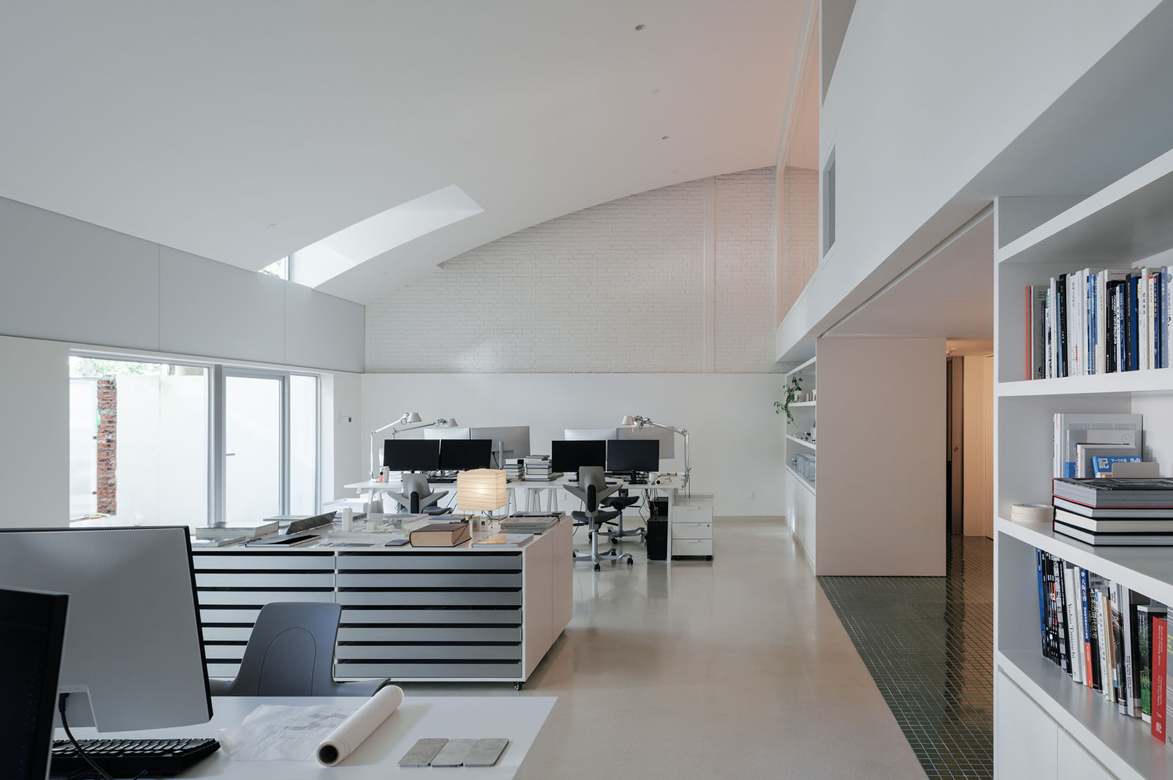 Loft工作室,办公室设计,设计公司办公室,办公室设计案例,办公室设计方案,设计公司自用办公室,开放式办公室,深圳Loft工作室改造,深圳,ARC Z