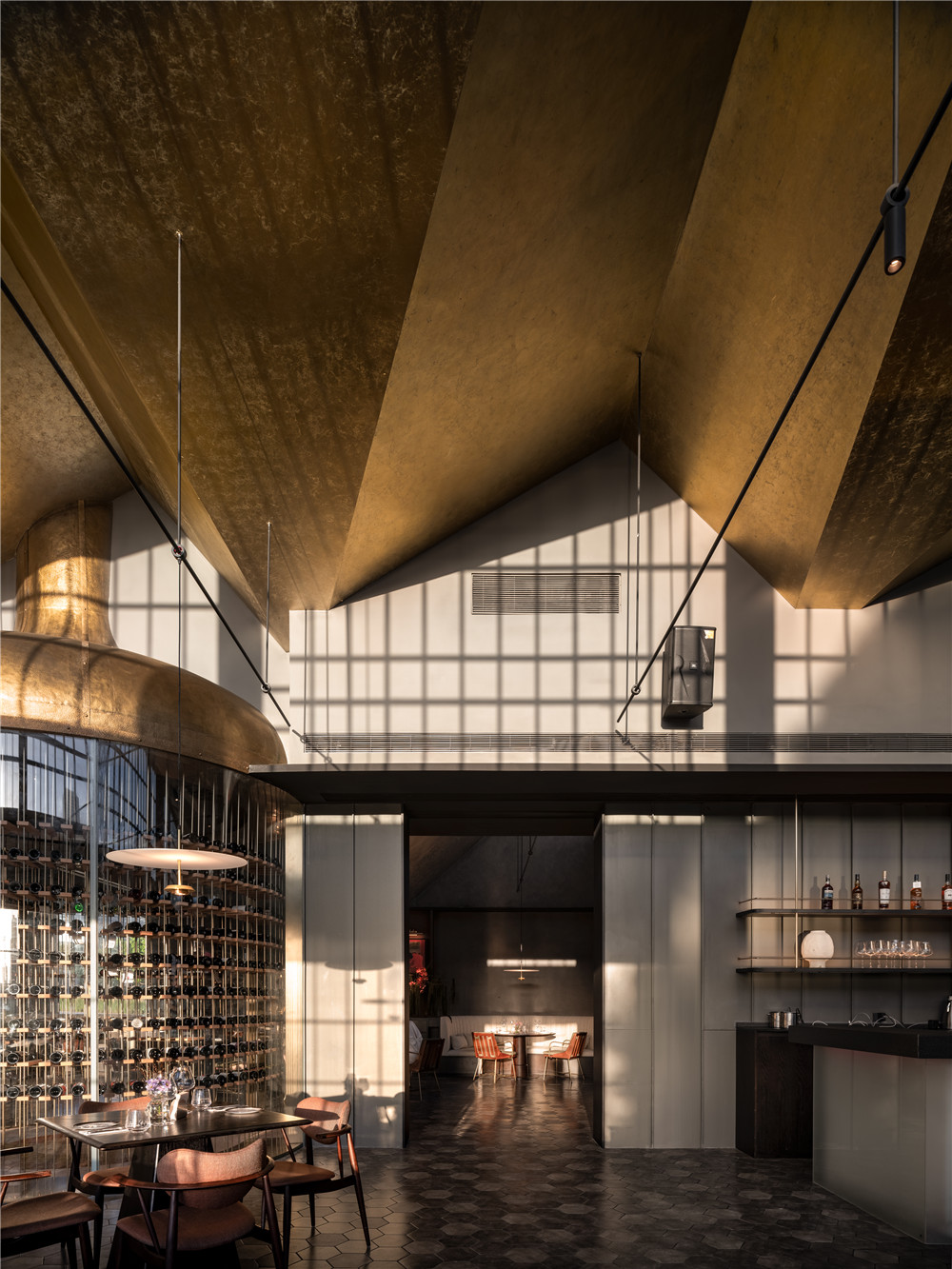 餐厅设计,主题餐厅设计,艺术餐厅,米其林餐厅,餐厅改造,餐厅设计案例,餐厅设计方案,上海Olivino艺术餐厅,上海,无设建筑