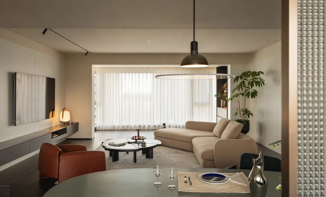 208㎡大平层,208㎡,大平层软装,精装房改造,大平层精装房,软装设计,住宅设计,家装设计,大平层设计案例,大平层设计方案,无锡精装大平层：一次从“新”到“心”的改造,无锡,瑞邸Living