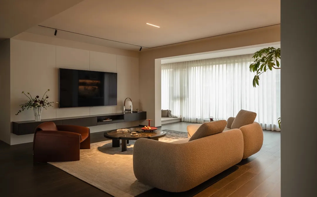 208㎡大平层,208㎡,大平层软装,精装房改造,大平层精装房,软装设计,住宅设计,家装设计,大平层设计案例,大平层设计方案,无锡精装大平层：一次从“新”到“心”的改造,无锡,瑞邸Living