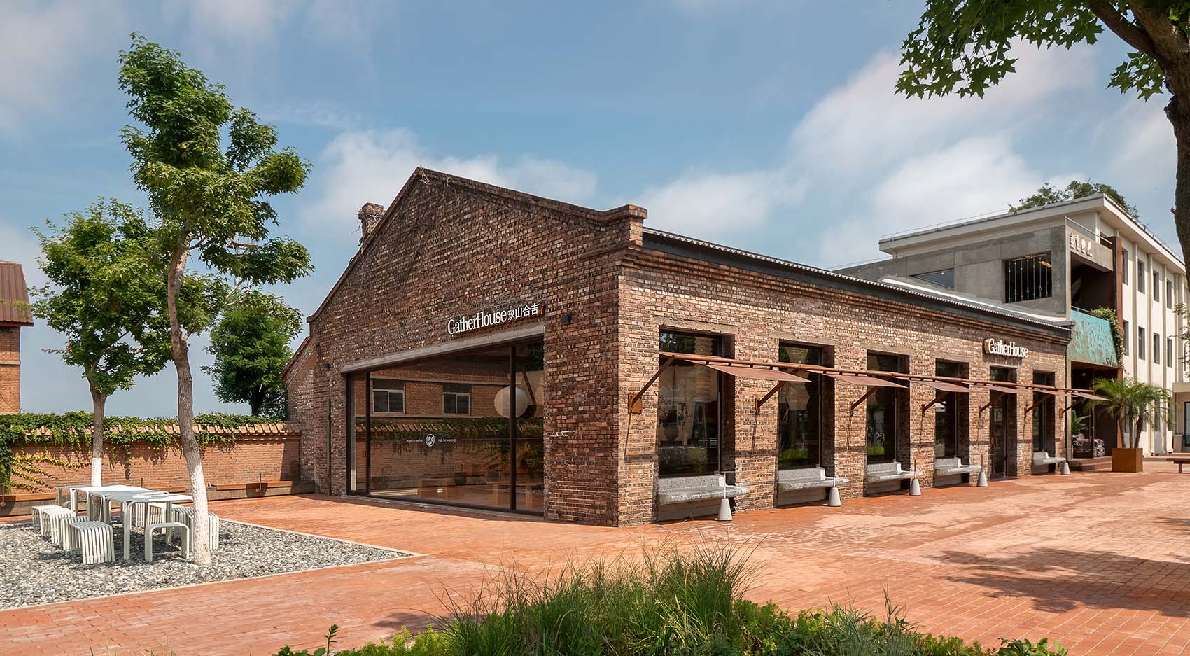 面包店设计,烘焙店设计,创意面包店,开放式面包店,面包店设计案例,面包店设计方案,面包店装修,厂房改造面包店,建筑改造,河北秦皇岛GatherHouse玖山合吉,河北秦皇岛,山房筑艺术设计