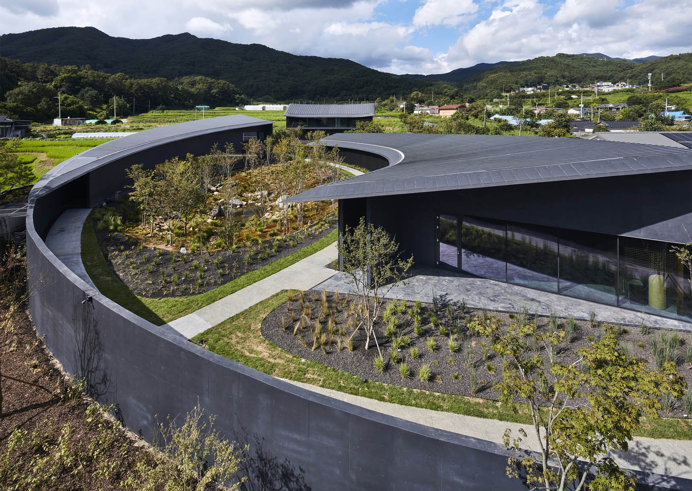 Itm Yooehwa Architects,酒店设计,韩国,民宿设计案例,民宿设计方案,度假酒店,画廊设计,咖啡厅设计