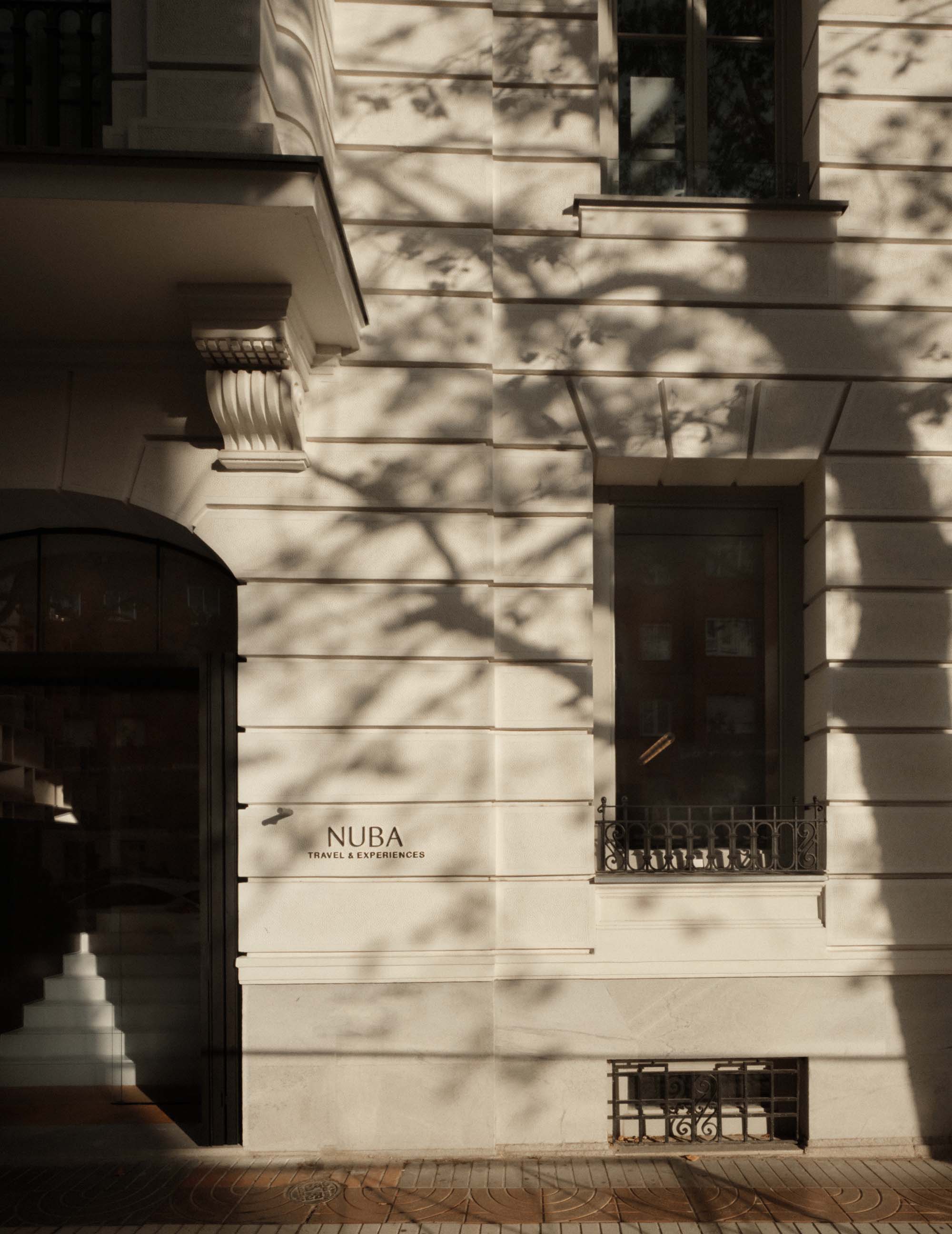 Sierra de la Higuera S+DLH,旗舰店设计,俱乐部,Club NUBA,办公室,极简风格办公室设计,极简主义