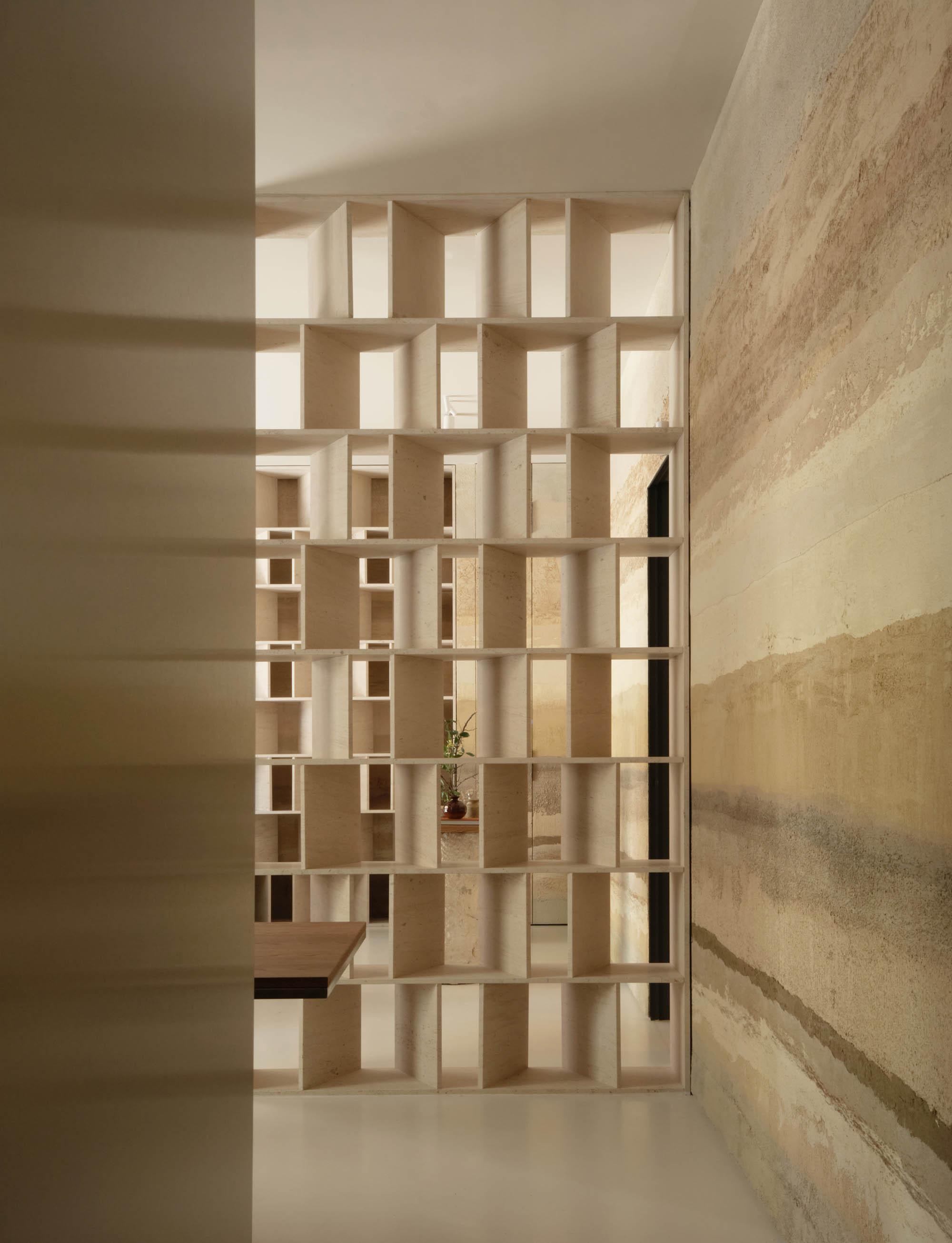 Sierra de la Higuera S+DLH,旗舰店设计,俱乐部,Club NUBA,办公室,极简风格办公室设计,极简主义