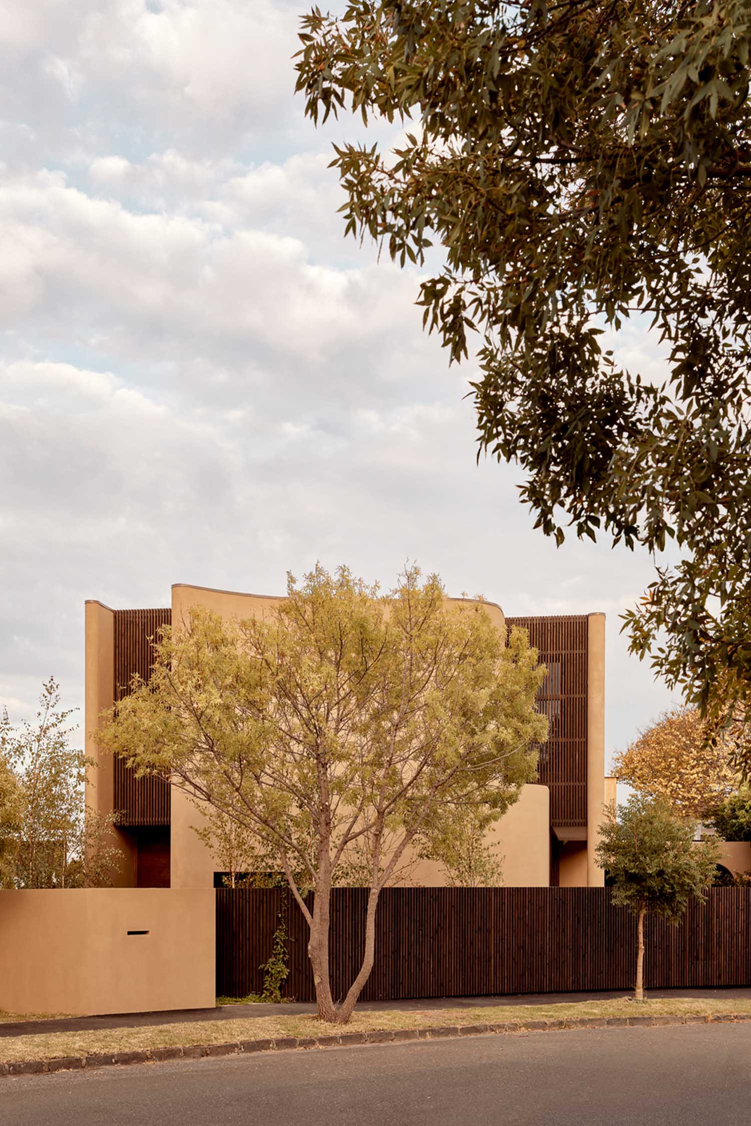 Stonnington Group,墨尔本,别墅设计,别墅设计案例,暖色调,微水泥,极简主义别墅,极简风格别墅