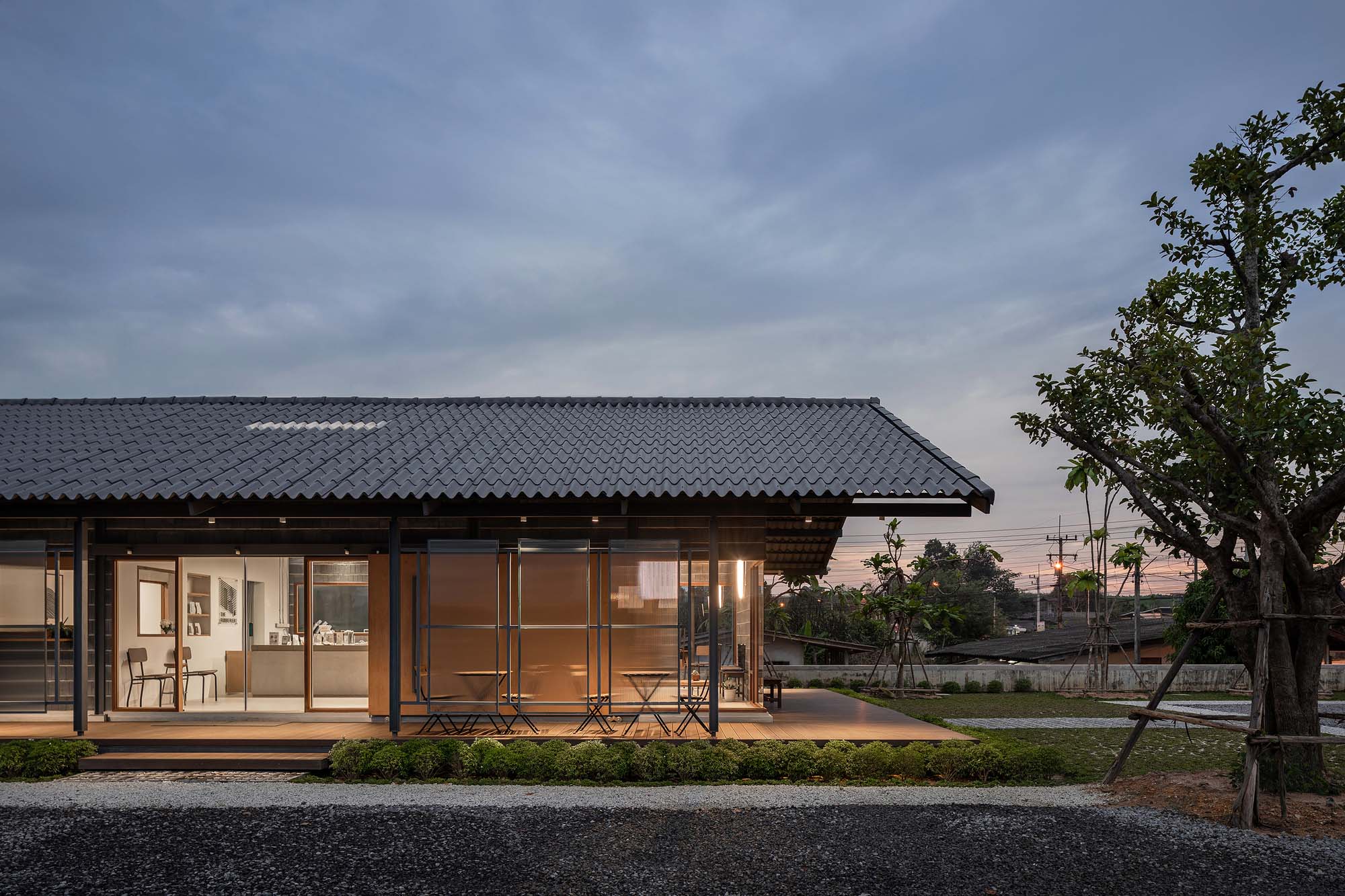 SA-ARD studio,咖啡厅设计,泰国,咖啡厅设计案例,咖啡厅设计方案,Rubber.er Cafe,极简风格咖啡厅设计