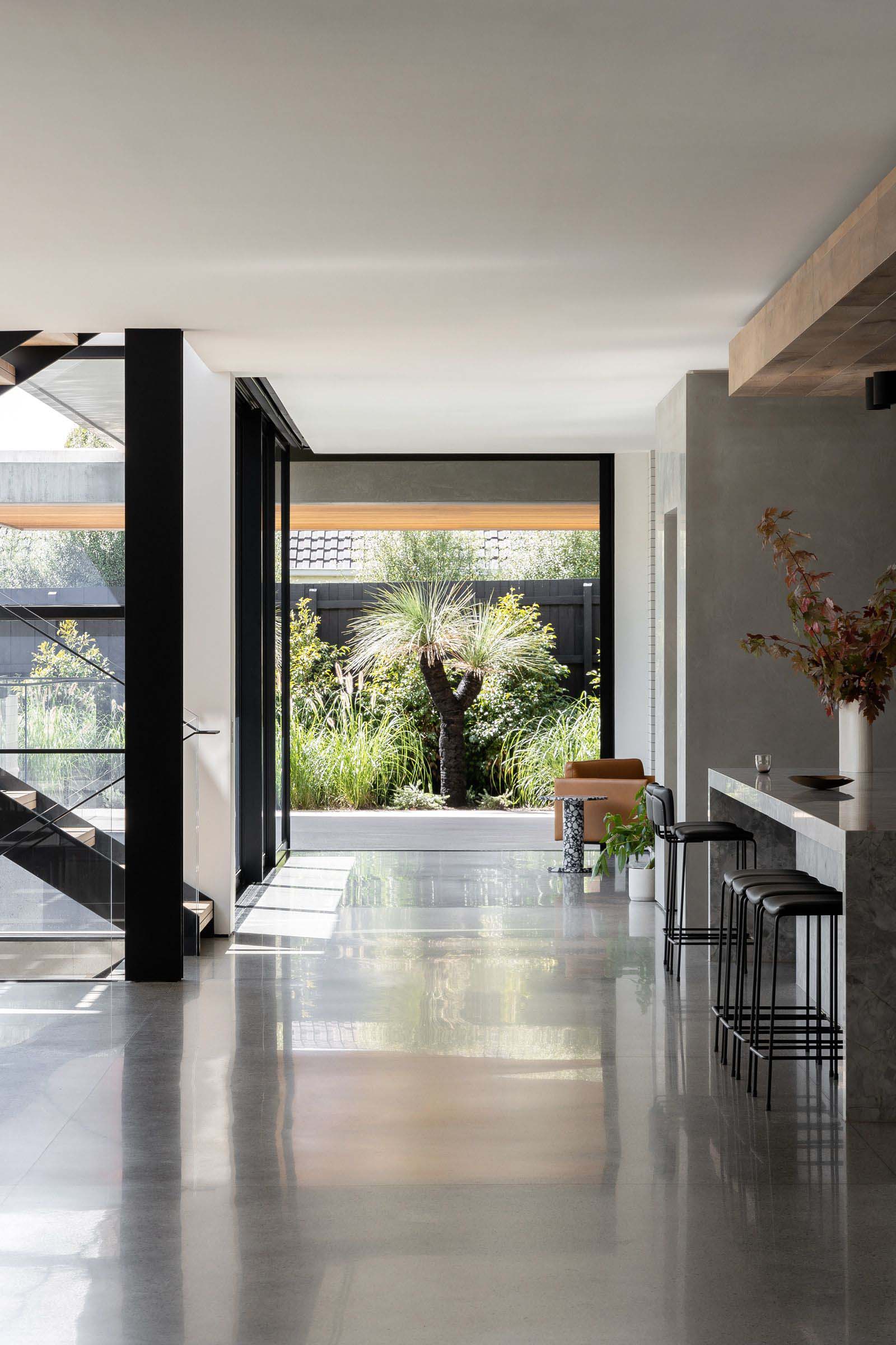 mckimm,别墅设计,别墅设计案例,极简主义别墅,极简风格别墅,极简主义