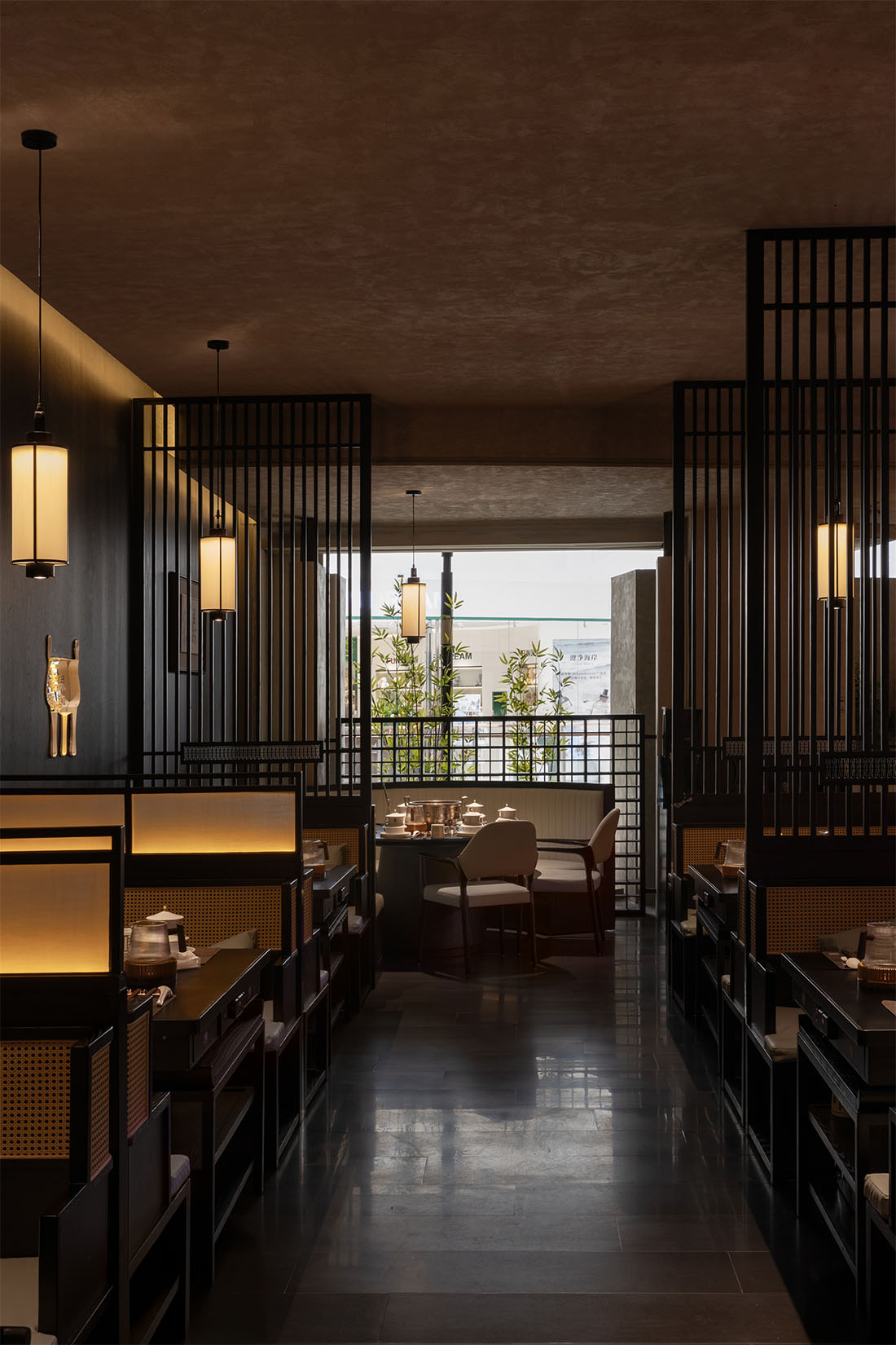 餐厅设计,火锅店设计,主题火锅店,宋氏美学餐厅,火锅店设计案例,火锅店设计方案,休闲餐厅设计,呼和浩特德爵府中华火锅,呼和浩特,佰第设计/李振兴