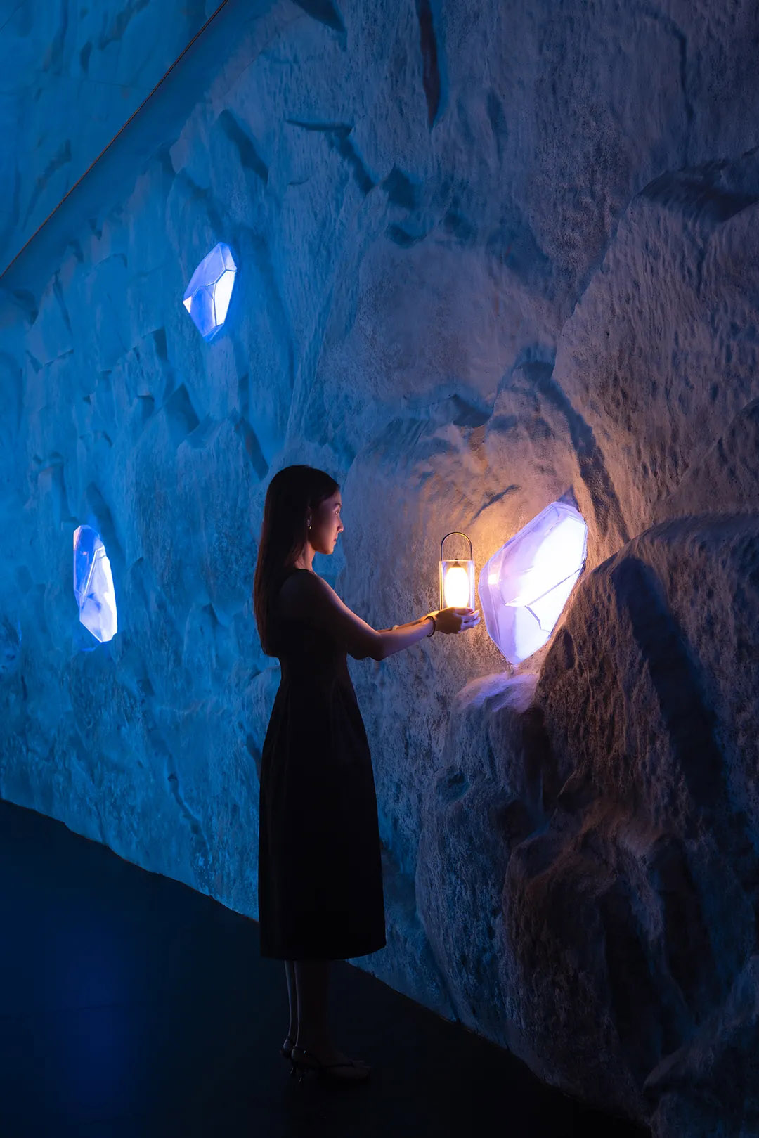 展厅设计,灯光展厅,材料展厅设计,企业展厅设计,展厅展览空间,展厅设计案例,展厅设计方案,展厅装修,智能家居体验馆,智能家居展厅,广东中山SUFN三峰智能家居体验馆,广东中山,新锐空间设计