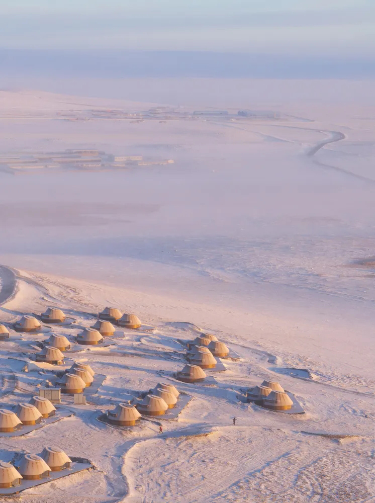 PLAT ASIA,酒店设计,内蒙古,锡林郭勒盟,酒店设计案例,酒店设计方案,度假酒店,精品酒店,设计酒店,极简主义酒店,火山里·到达者酒店