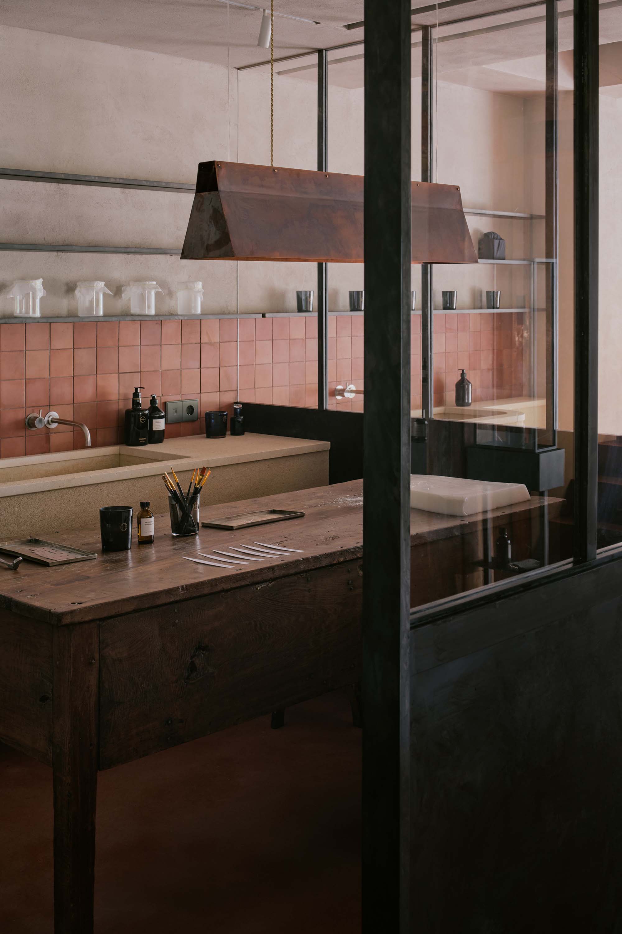 Chakchak Studio,零售店设计,Perfumer H,韩国,首尔,香氛体验店,香氛设计,店铺设计