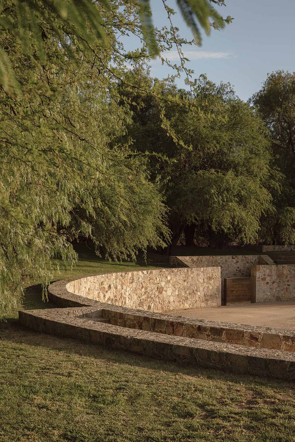 Cosmos,马场设计,墨西哥,马术训练场设计案例,极简主义,极简风格