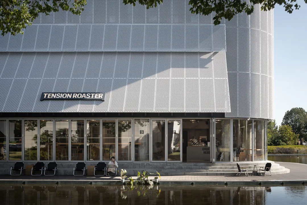 咖啡厅设计,咖啡店设计,网红咖啡厅,咖啡厅打卡,工业风咖啡厅,开放式咖啡厅,咖啡厅设计案例,咖啡厅设计方案,咖啡店装修,氛围感咖啡厅,苏州咖场一个网红咖啡厅的无限可能性,苏州,赵牧桓室内设计研究室